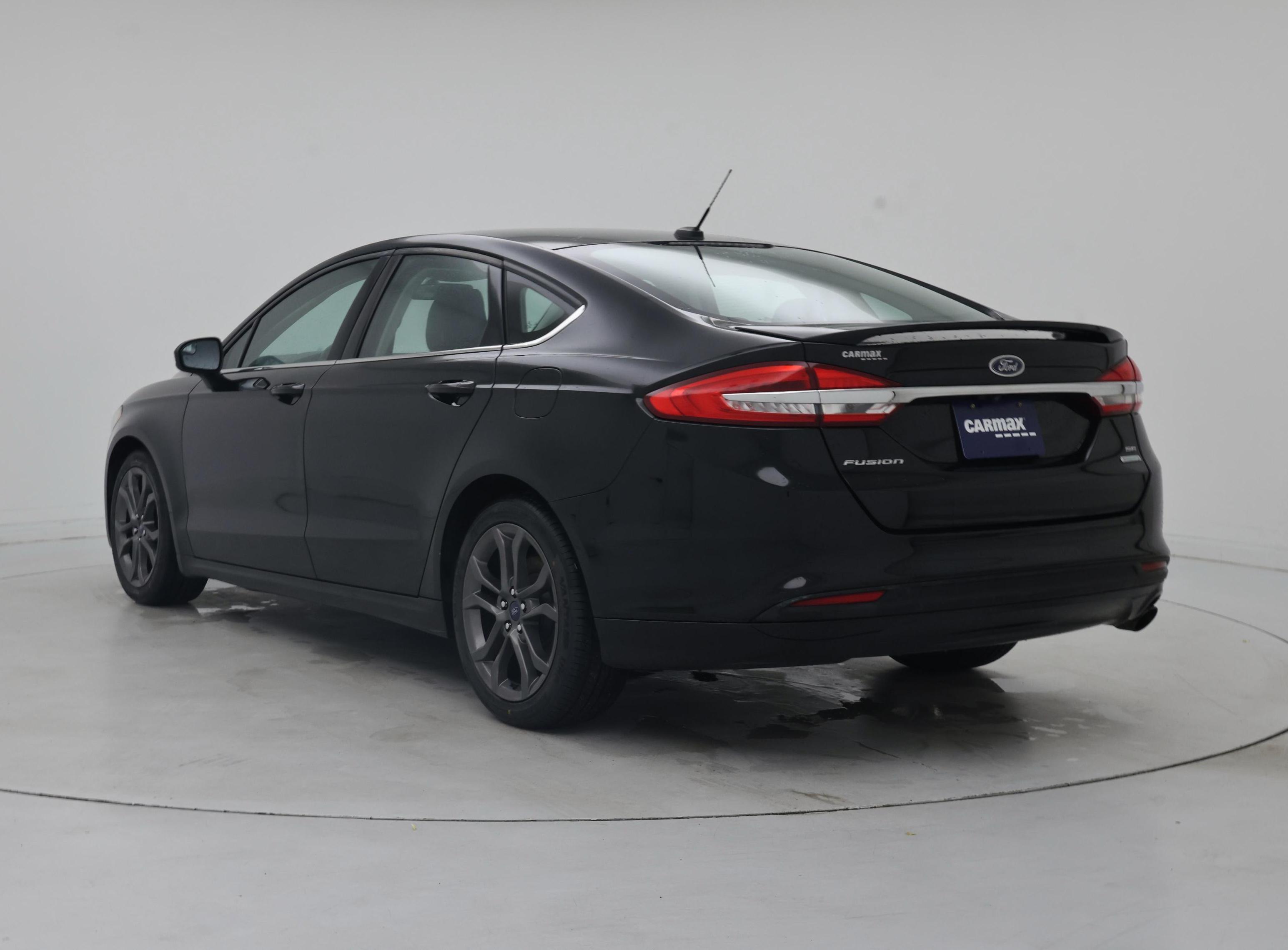 Thumbnail: 2018 Ford Fusion - 2