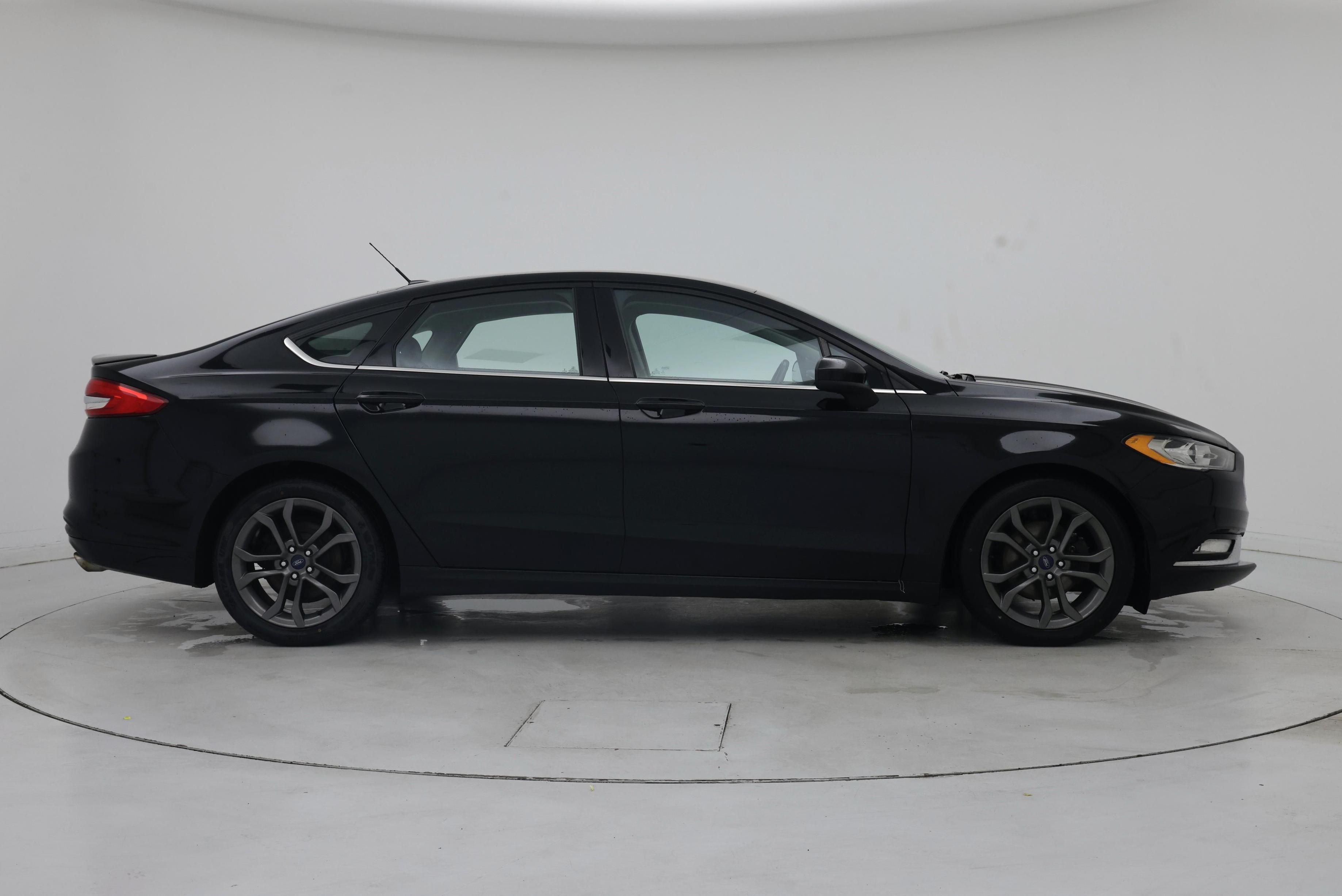 Thumbnail: 2018 Ford Fusion - 7