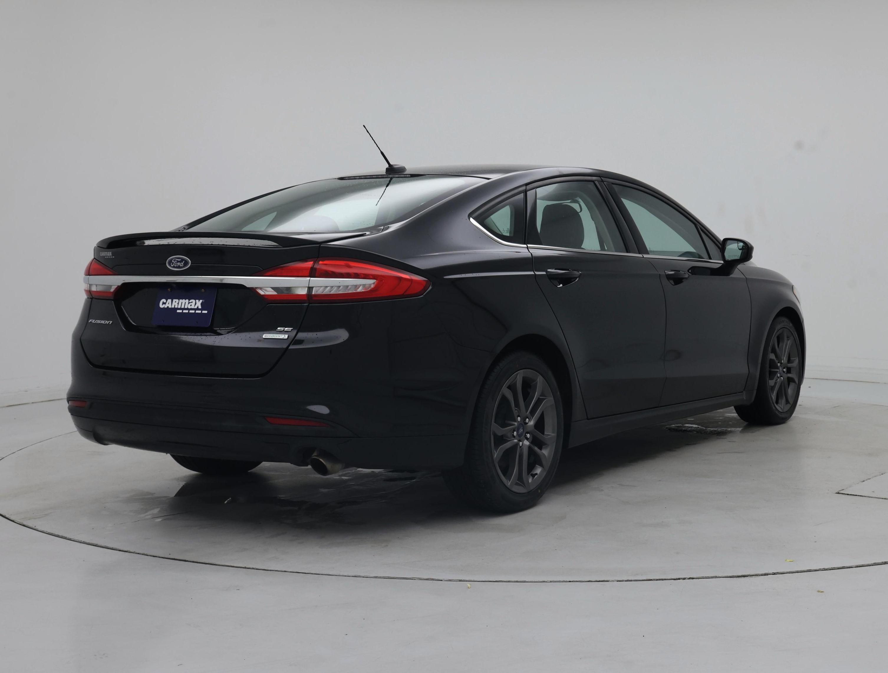 Thumbnail: 2018 Ford Fusion - 8