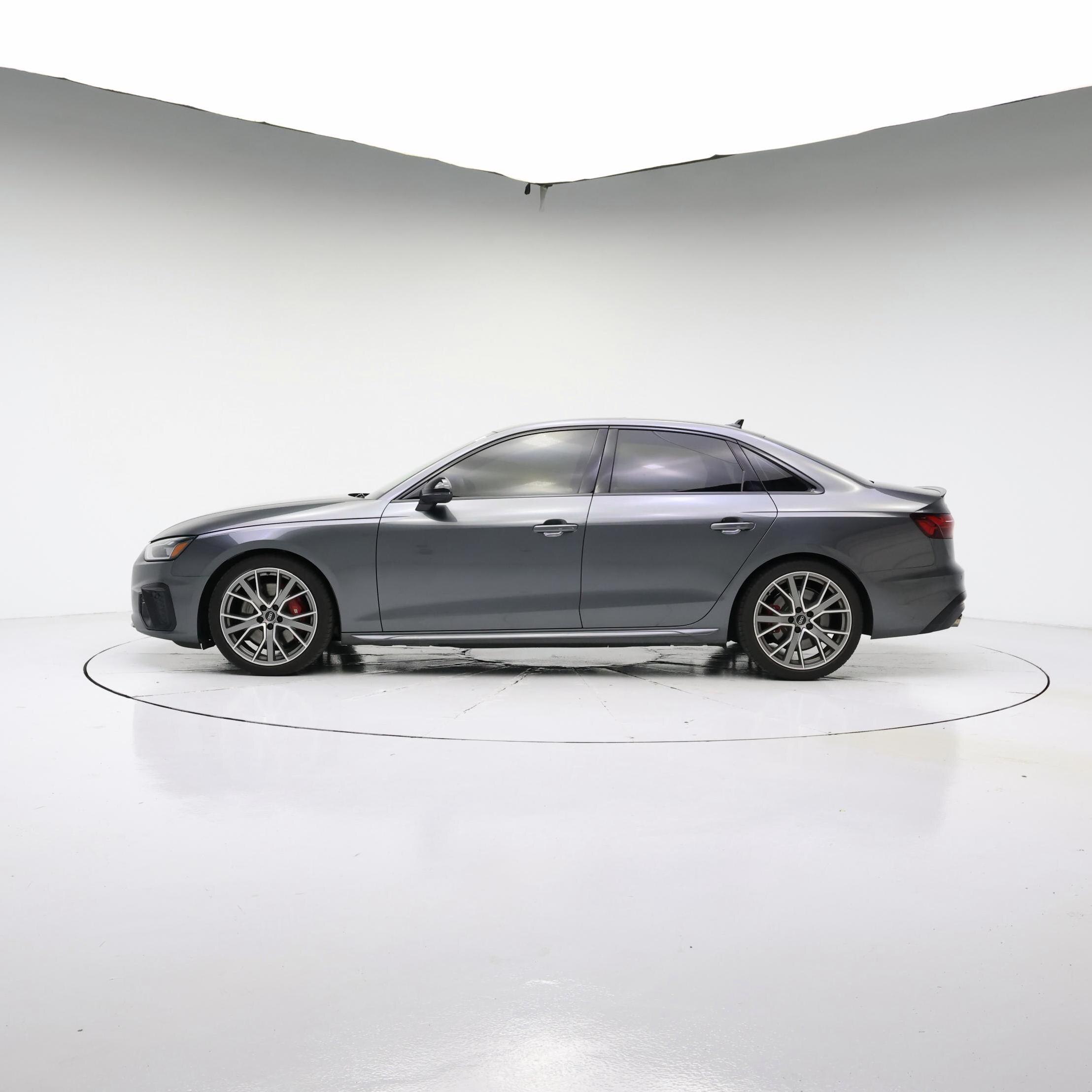 Thumbnail: 2021 Audi S4 - 3