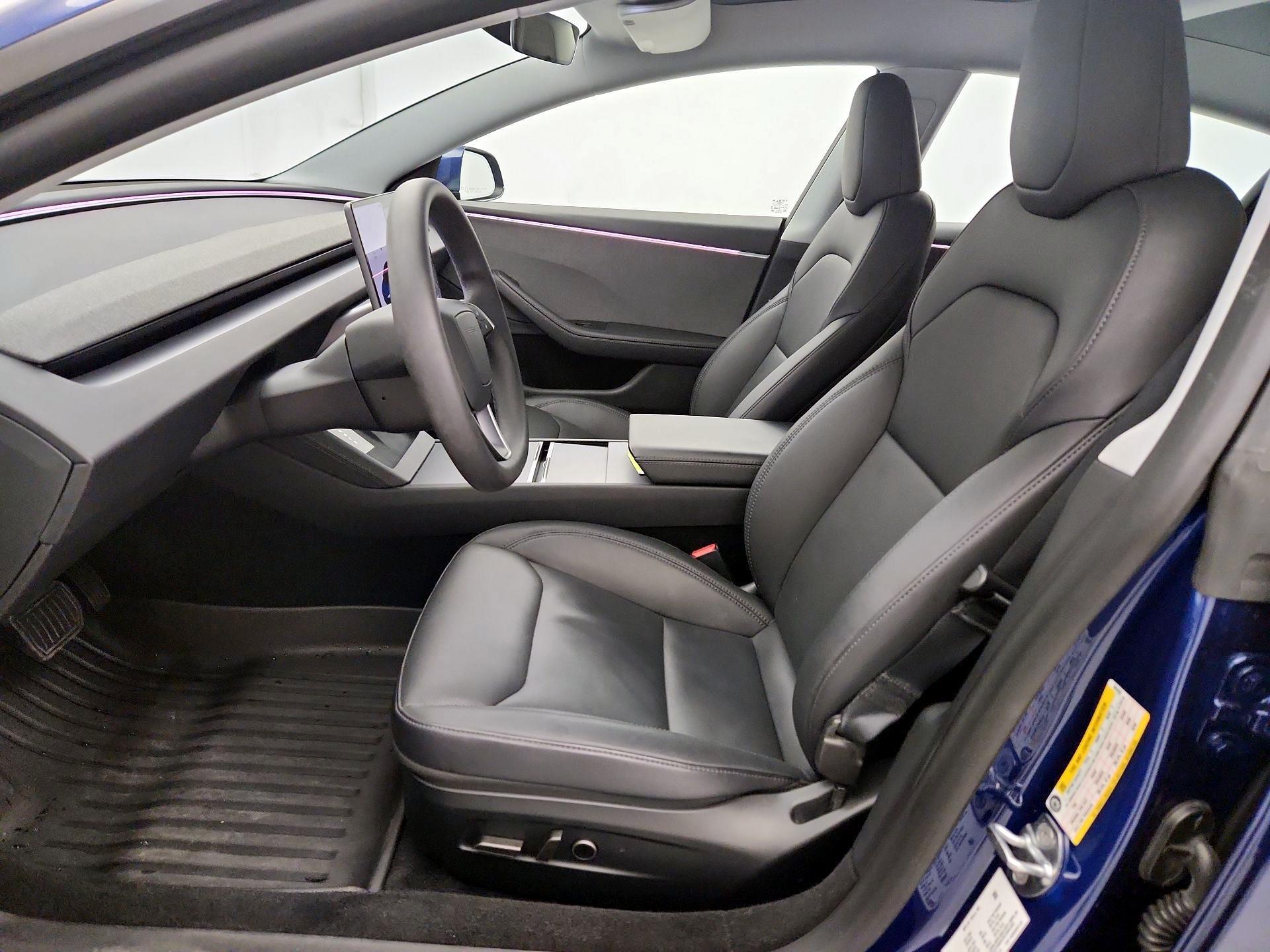 Thumbnail: 2025 Tesla Model 3 - 11