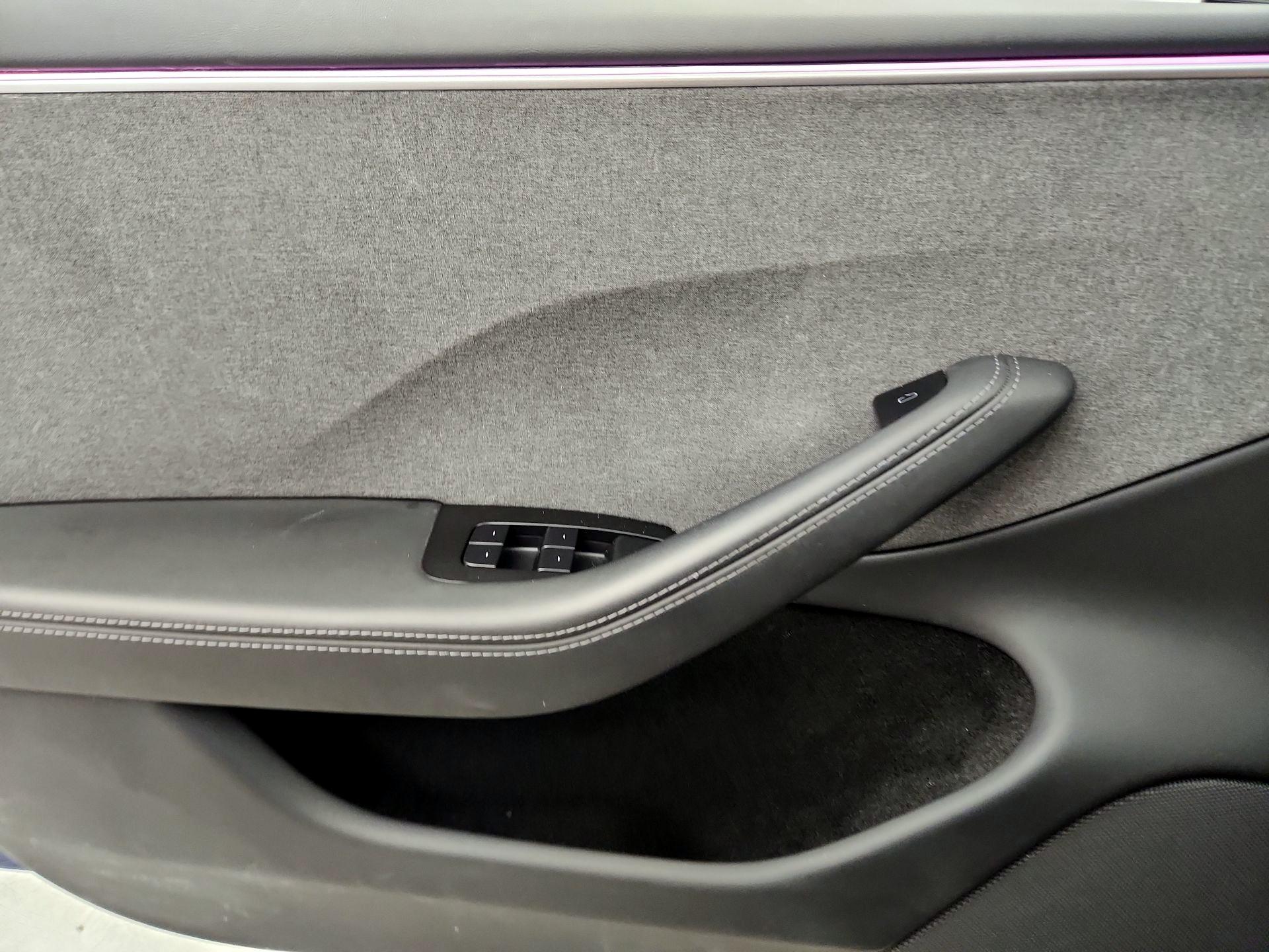 Thumbnail: 2025 Tesla Model 3 - 12