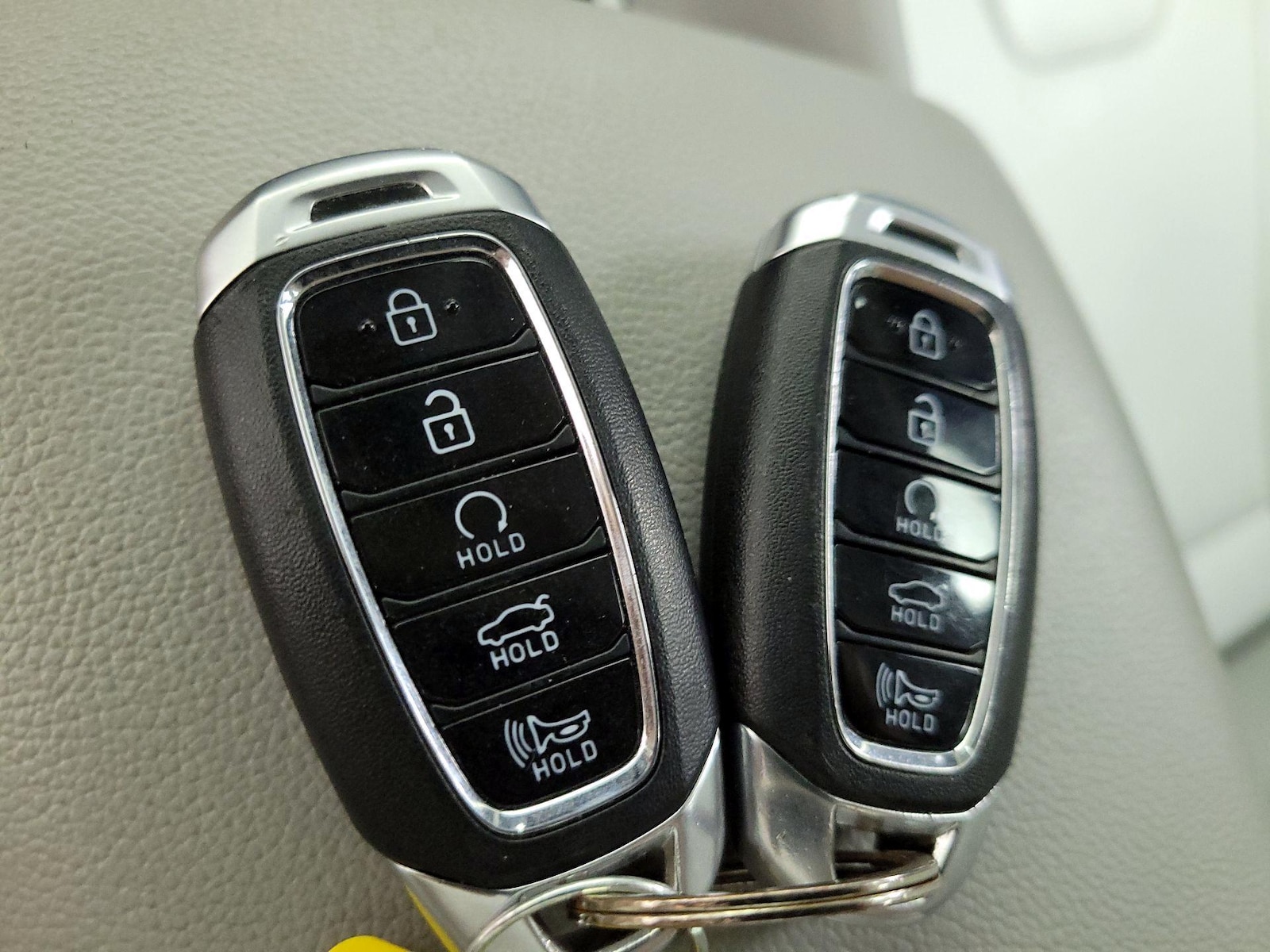 2023 Hyundai Elantra Limited - Photo 25