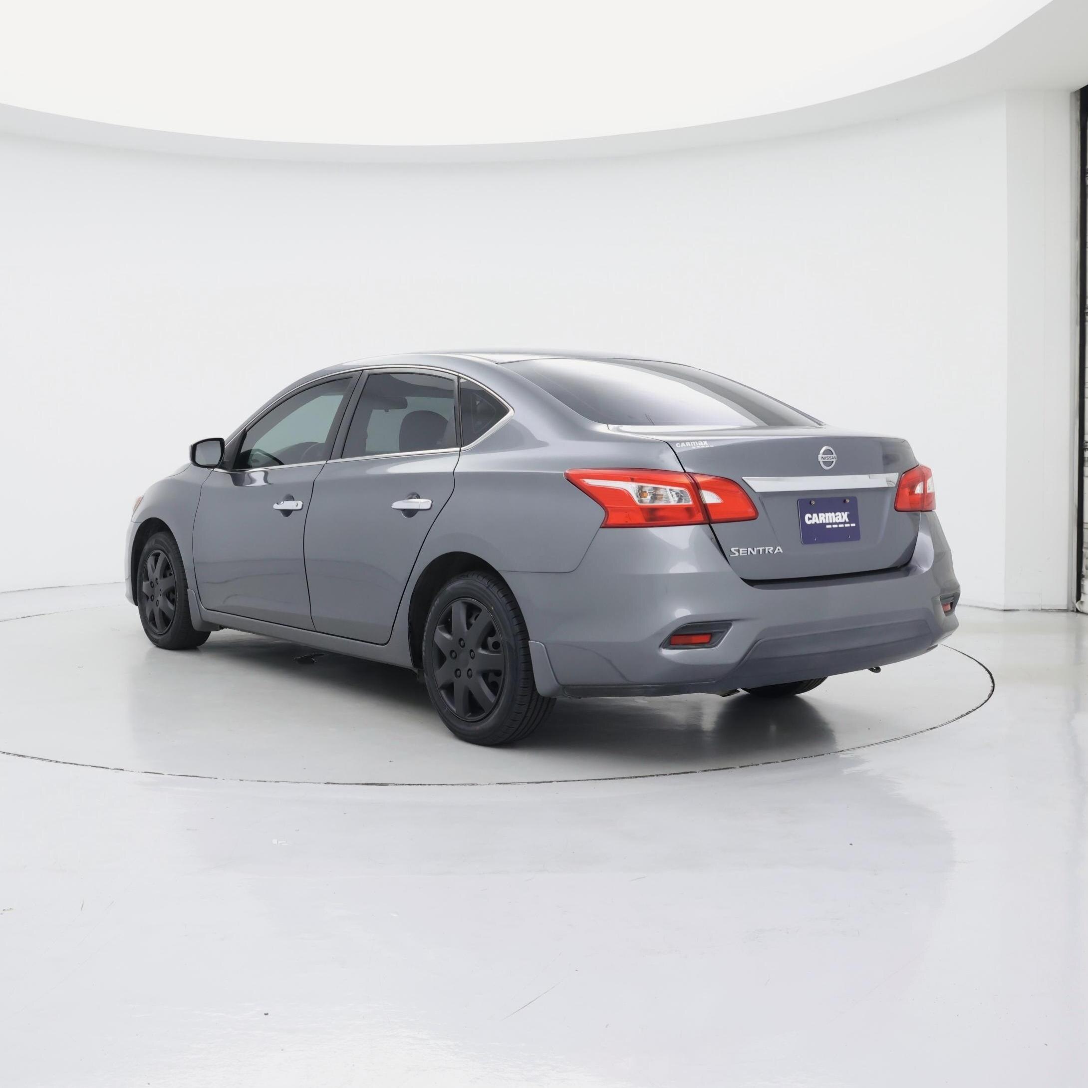 Thumbnail: 2016 Nissan Sentra - 2