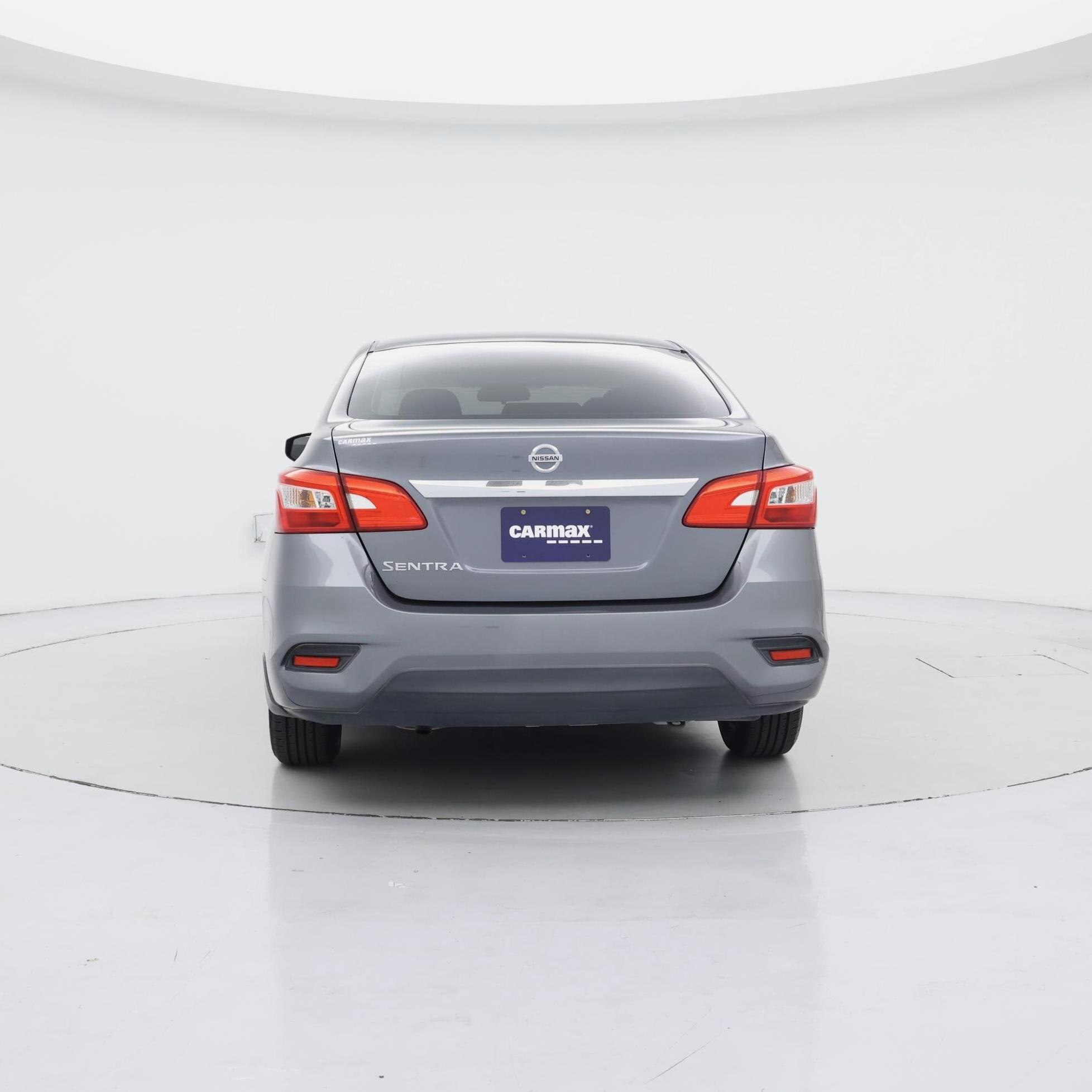Thumbnail: 2016 Nissan Sentra - 6
