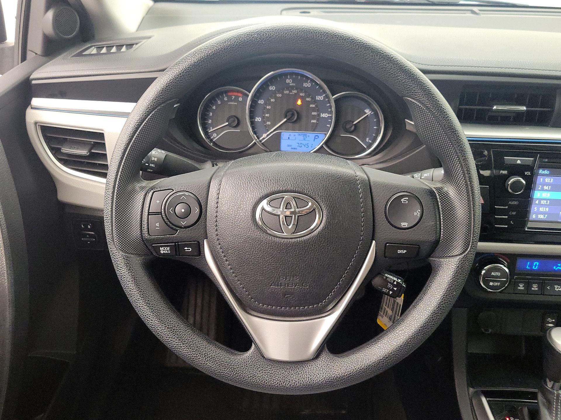 Thumbnail: 2016 Toyota Corolla - 10