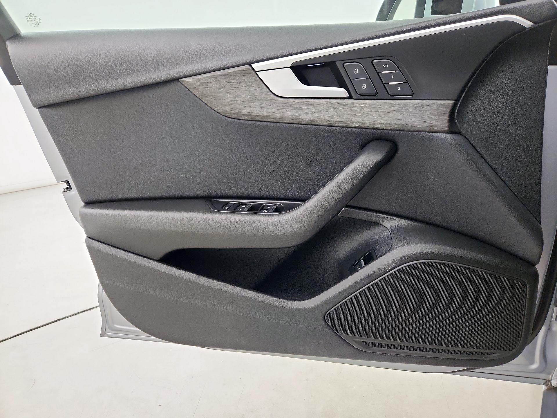 Thumbnail: 2019 Audi A4 - 12