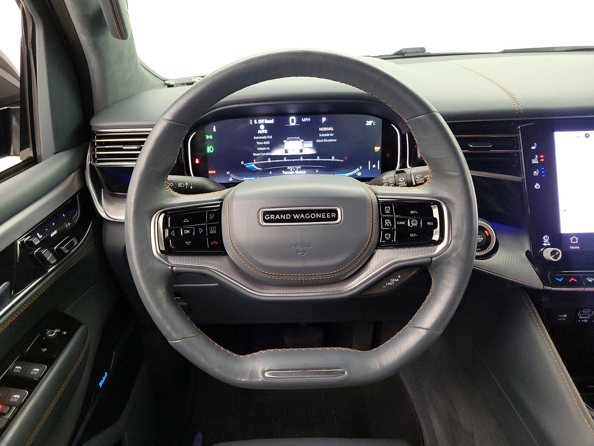 Thumbnail: 2022 Jeep Grand Wagoneer - 10