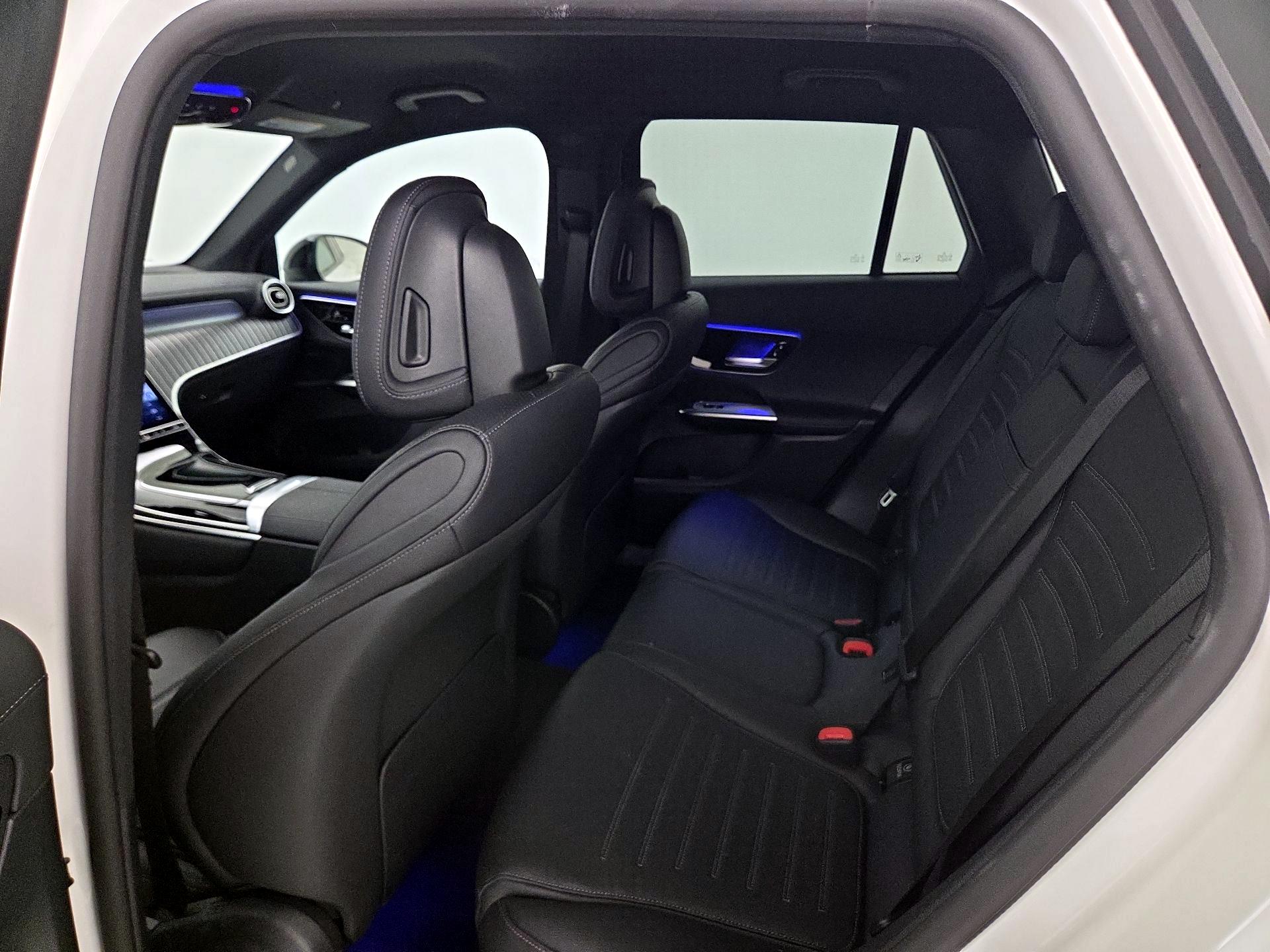 Thumbnail: 2025 Mercedes-Benz GLC - 20