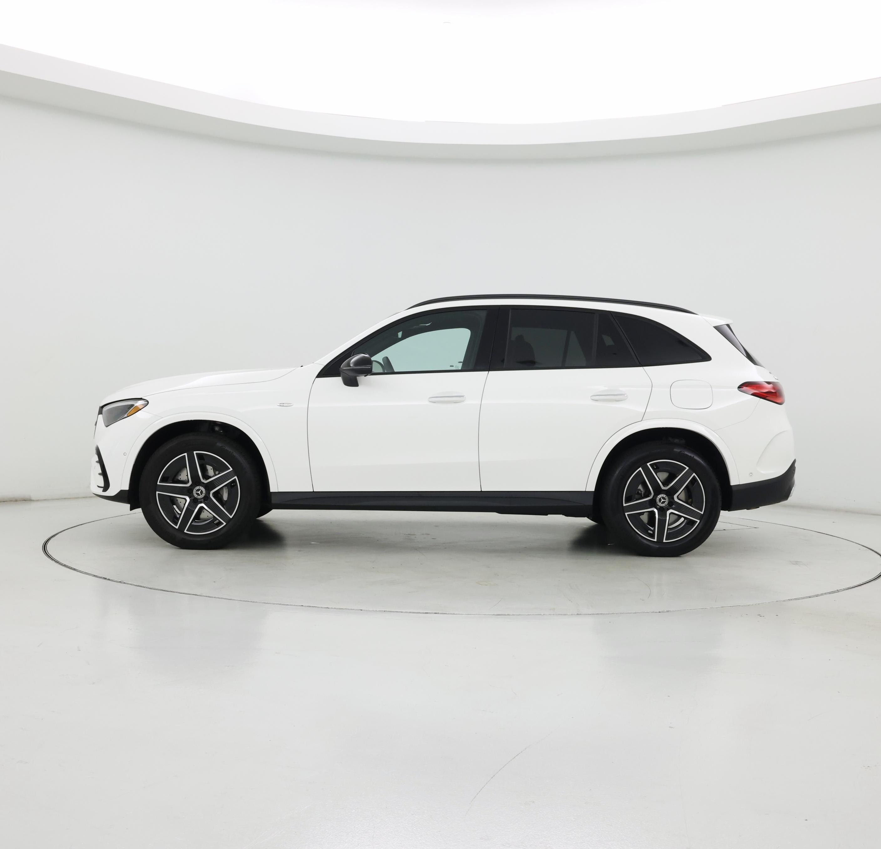 Thumbnail: 2025 Mercedes-Benz GLC - 3
