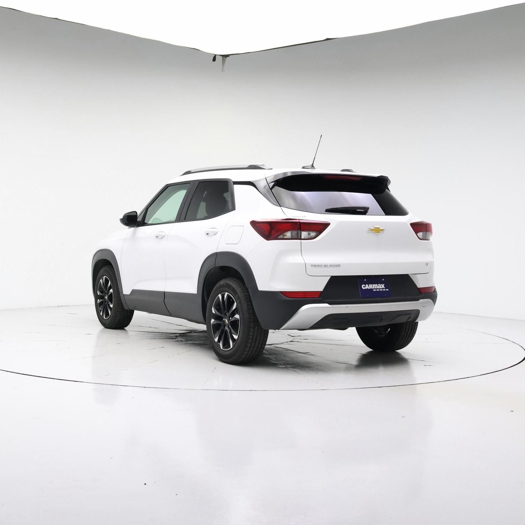 Thumbnail: 2023 Chevrolet TrailBlazer - 2
