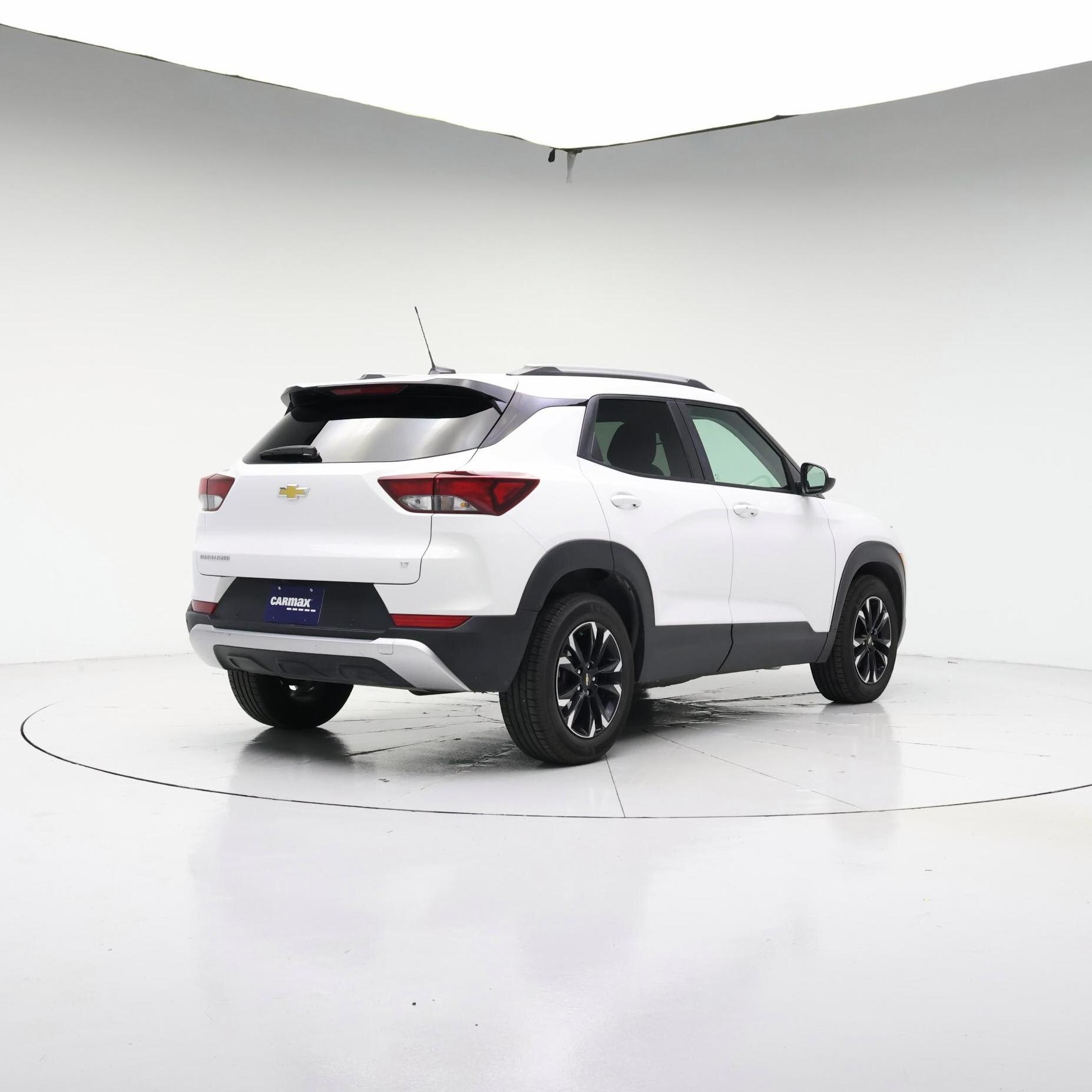 Thumbnail: 2023 Chevrolet TrailBlazer - 8