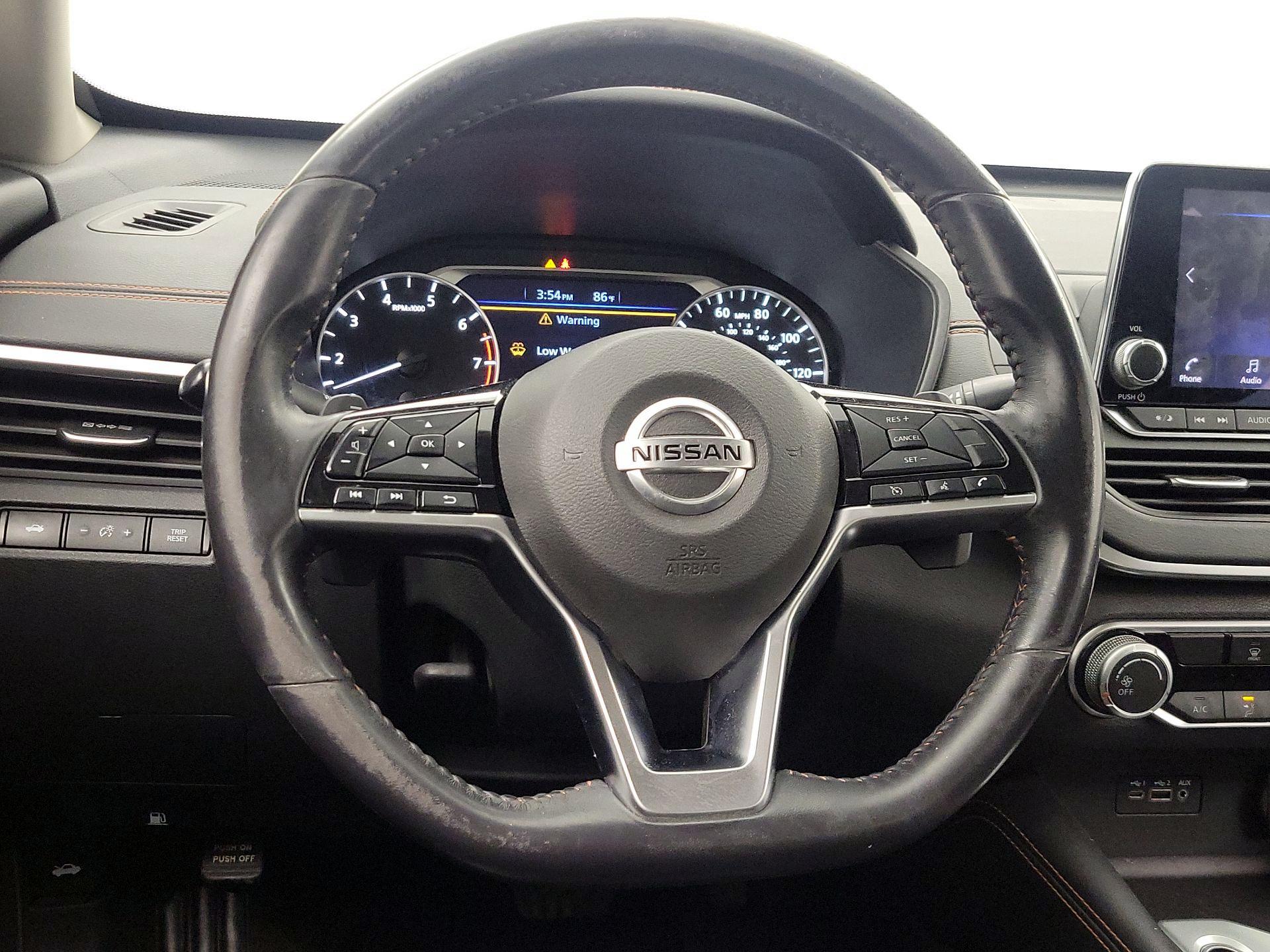 Thumbnail: 2019 Nissan Altima - 10