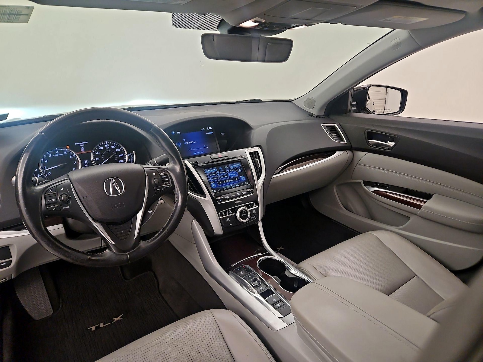 2017 Acura TLX Technology Package - Photo 10