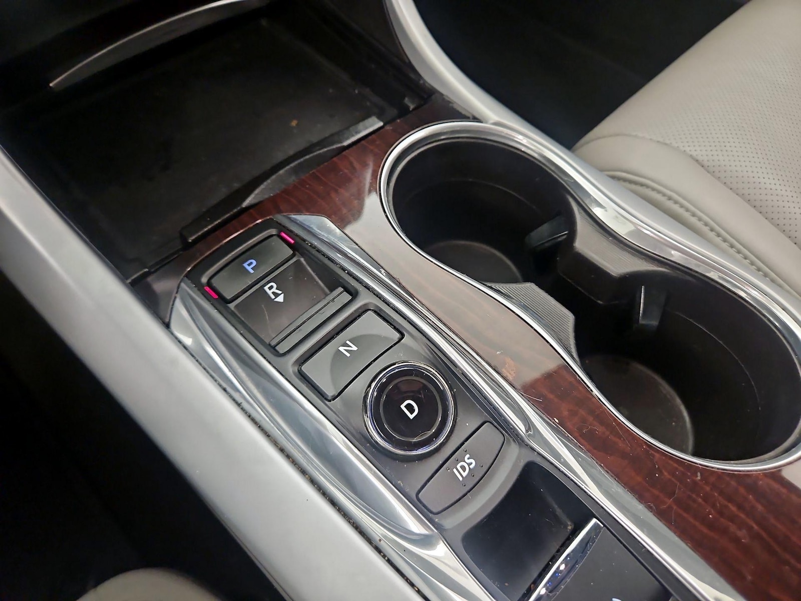 2017 Acura TLX Technology Package - Photo 18