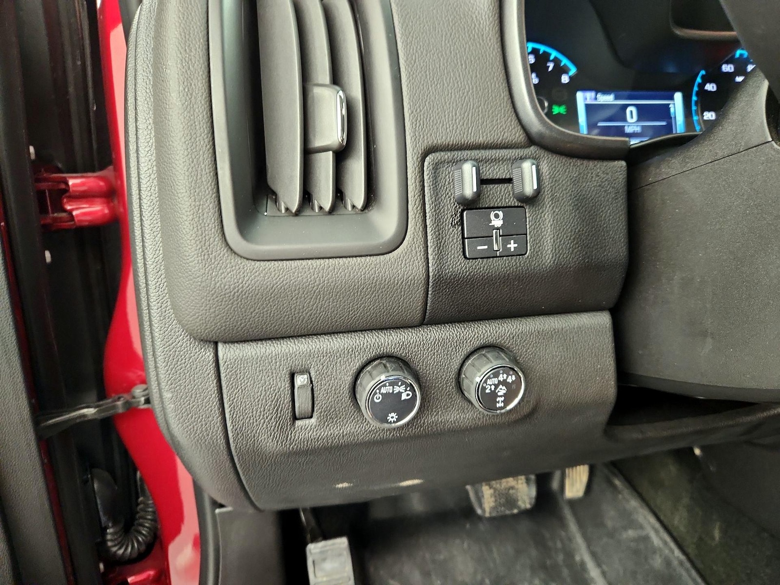 2018 Chevrolet Colorado ZR2 - Photo 14