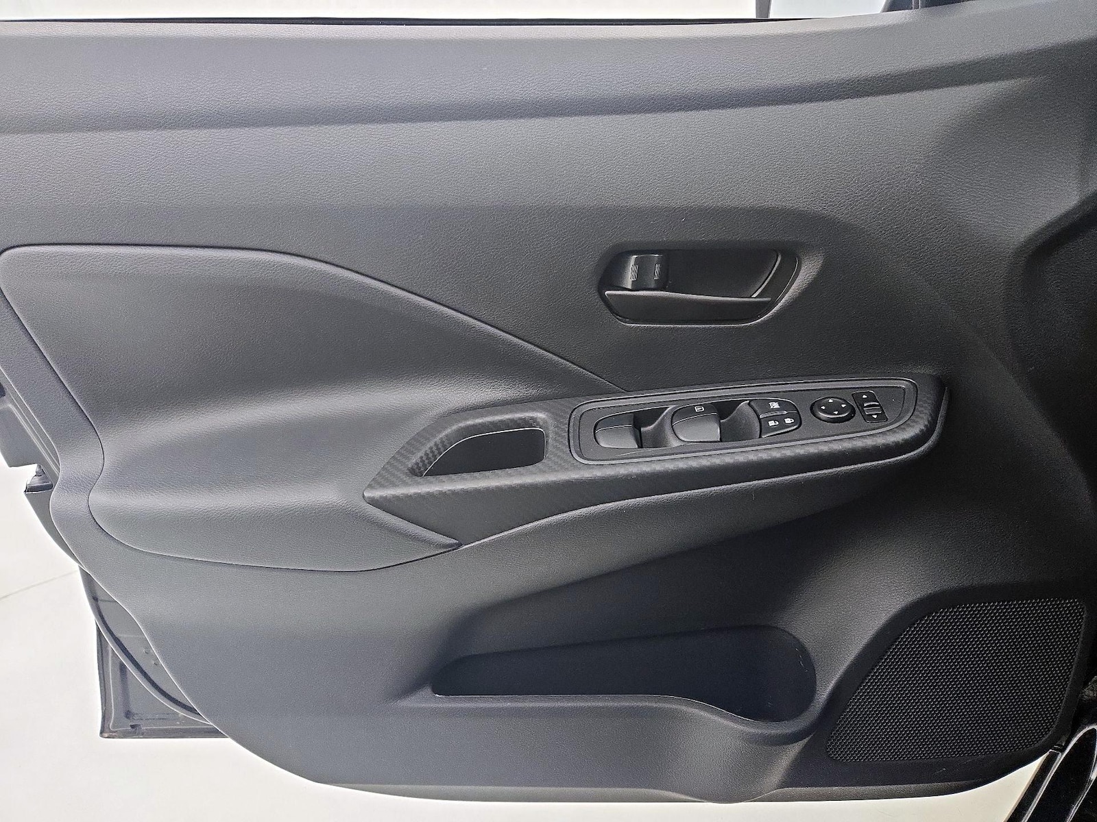 2025 Nissan Versa Sedan S - Photo 13
