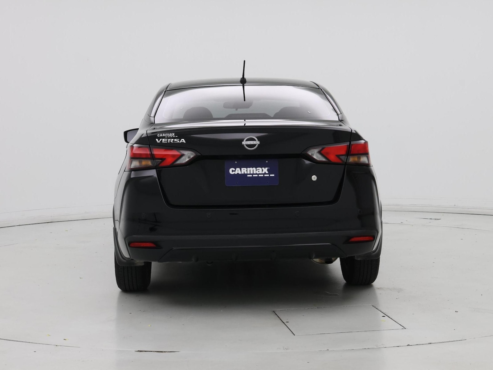 2025 Nissan Versa Sedan S - Photo 7