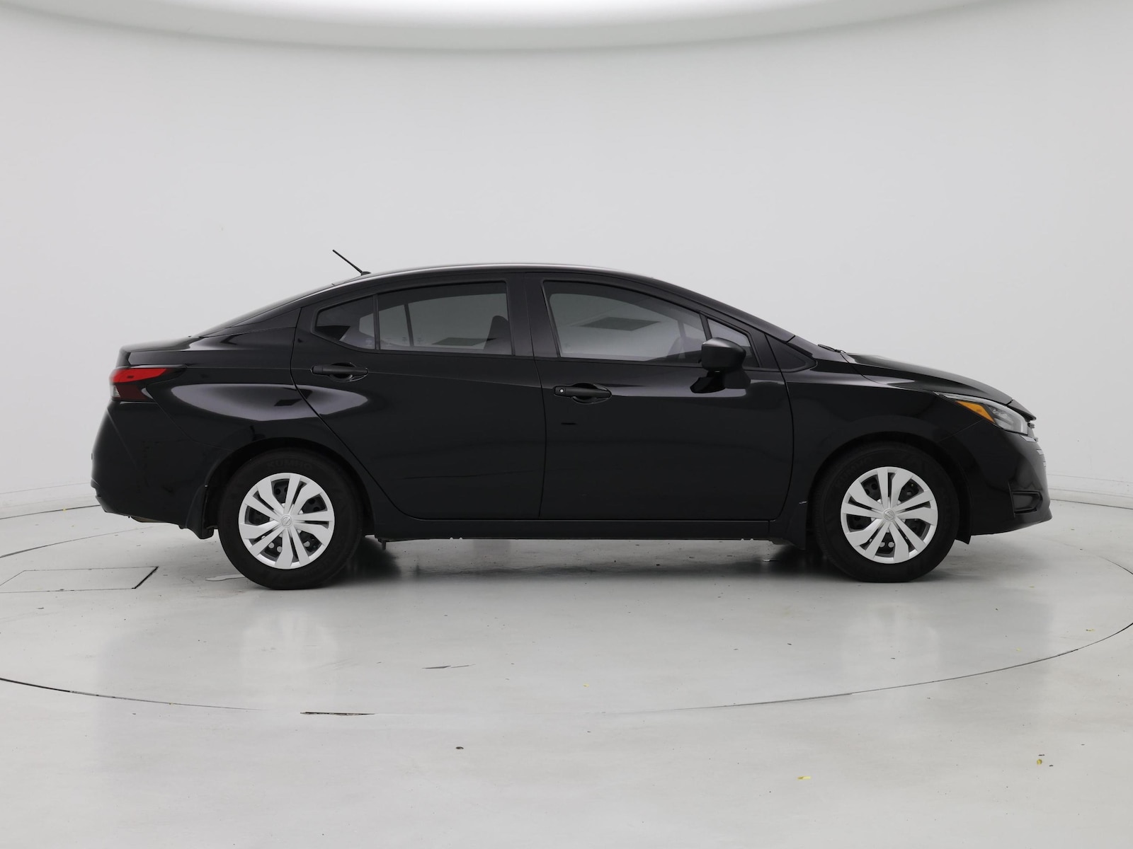 2025 Nissan Versa Sedan S - Photo 8