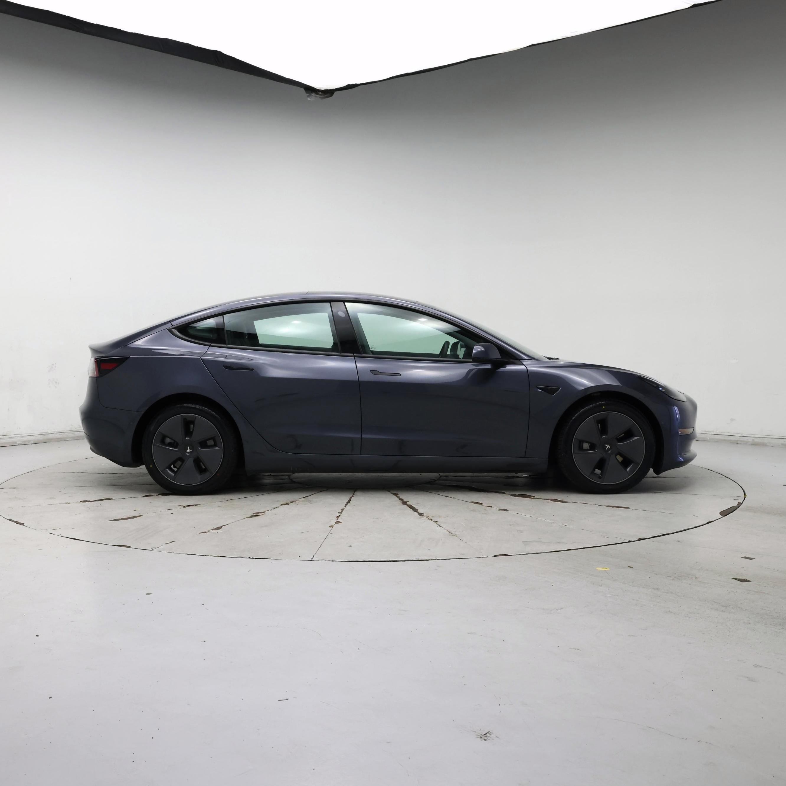 Thumbnail: 2022 Tesla Model 3 - 7