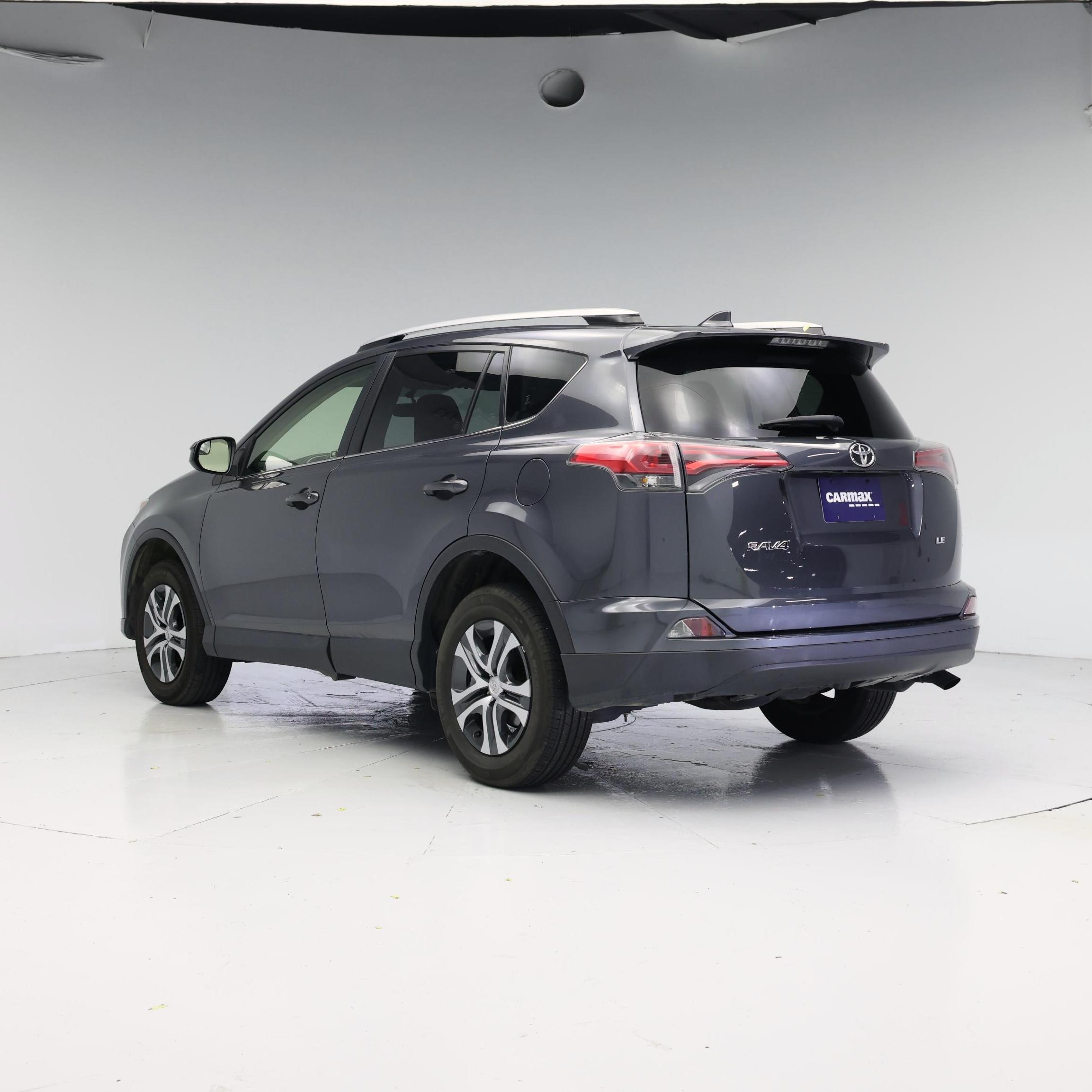 Thumbnail: 2016 Toyota RAV4 - 2