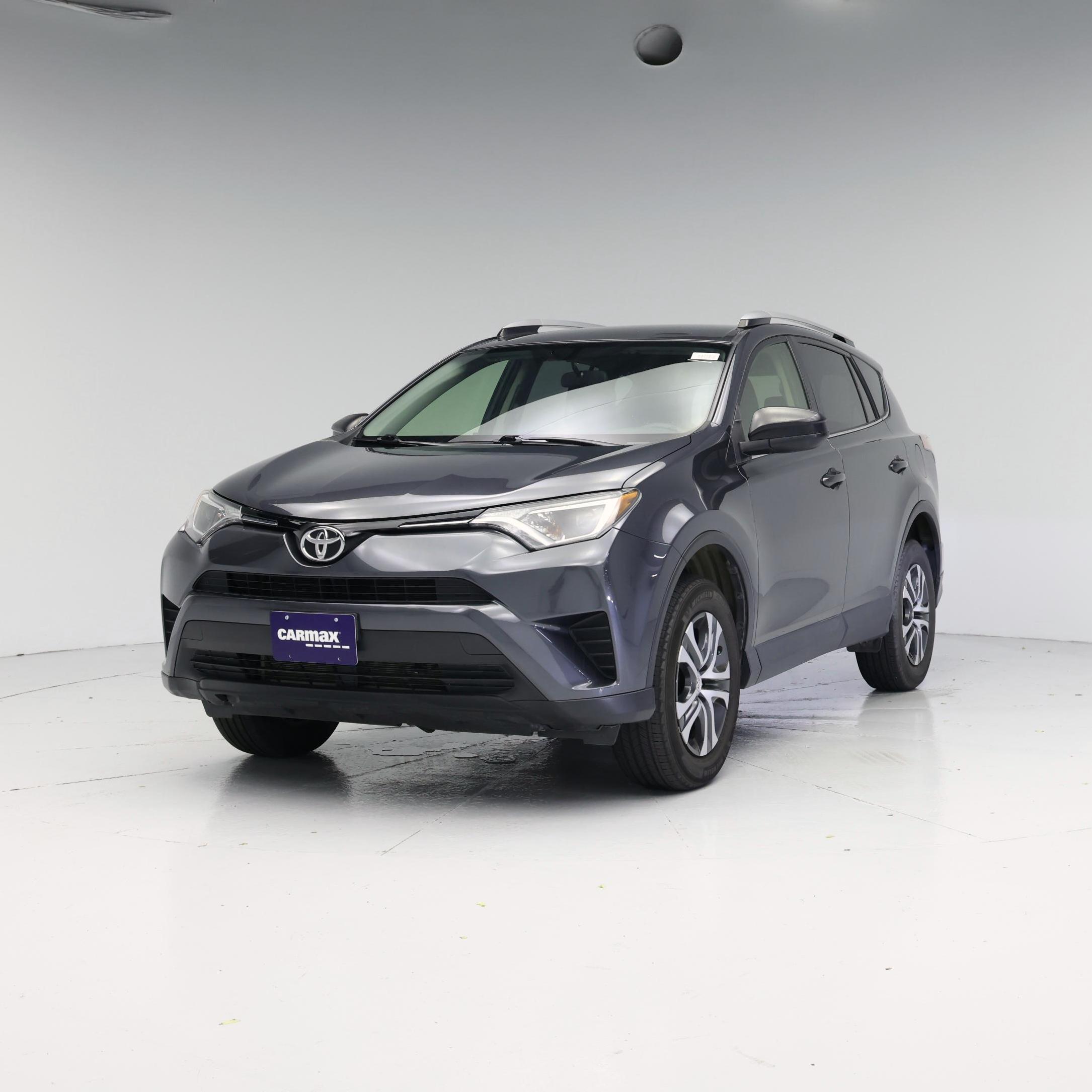 Thumbnail: 2016 Toyota RAV4 - 4