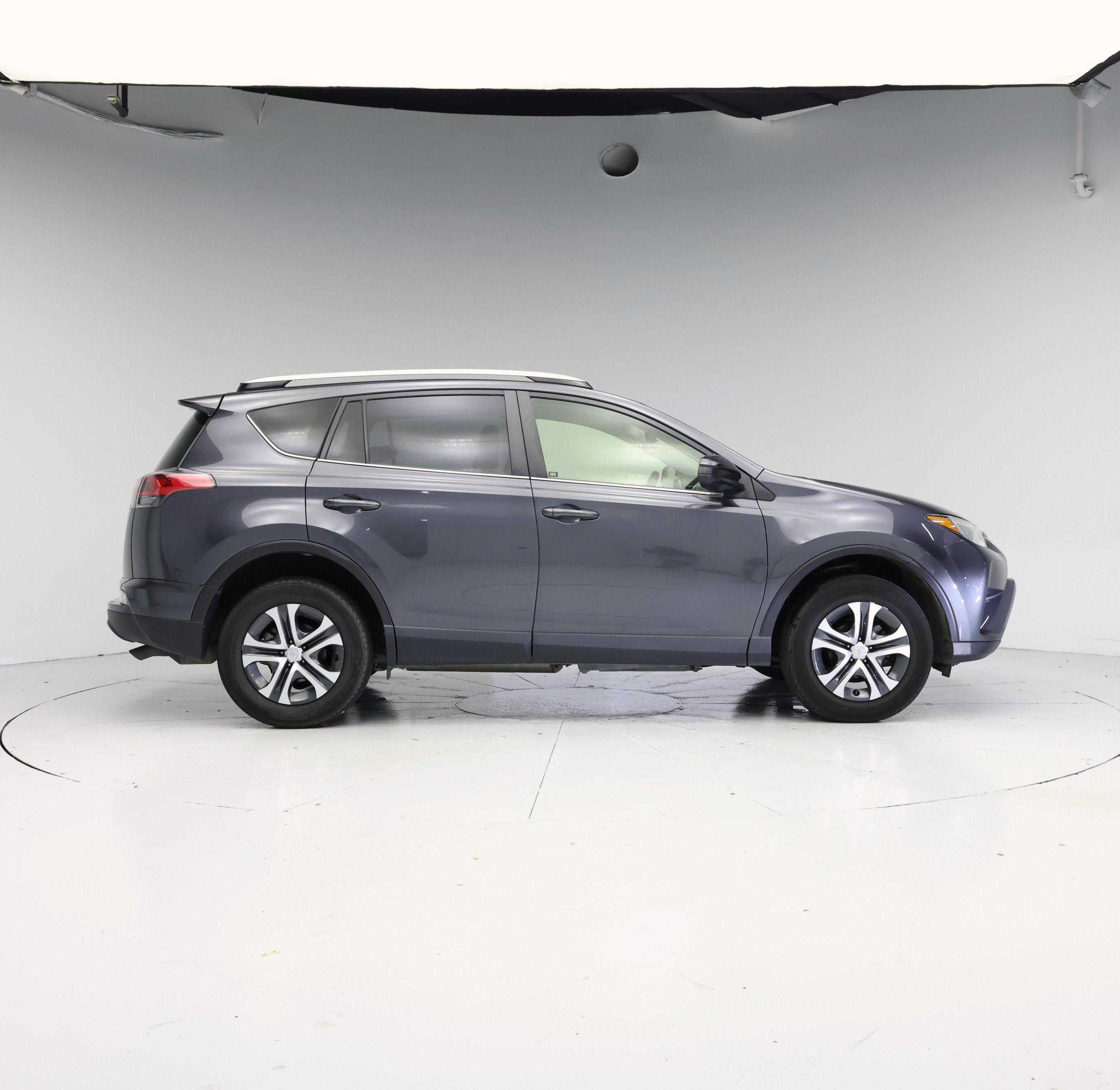 Thumbnail: 2016 Toyota RAV4 - 7