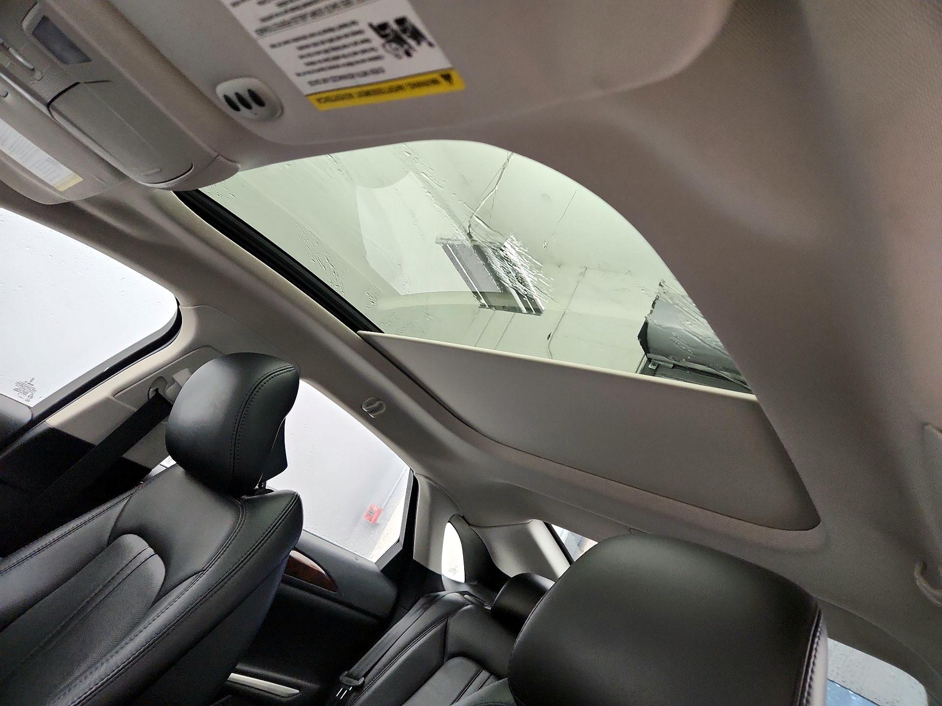 Thumbnail: 2016 Lincoln MKZ - 19