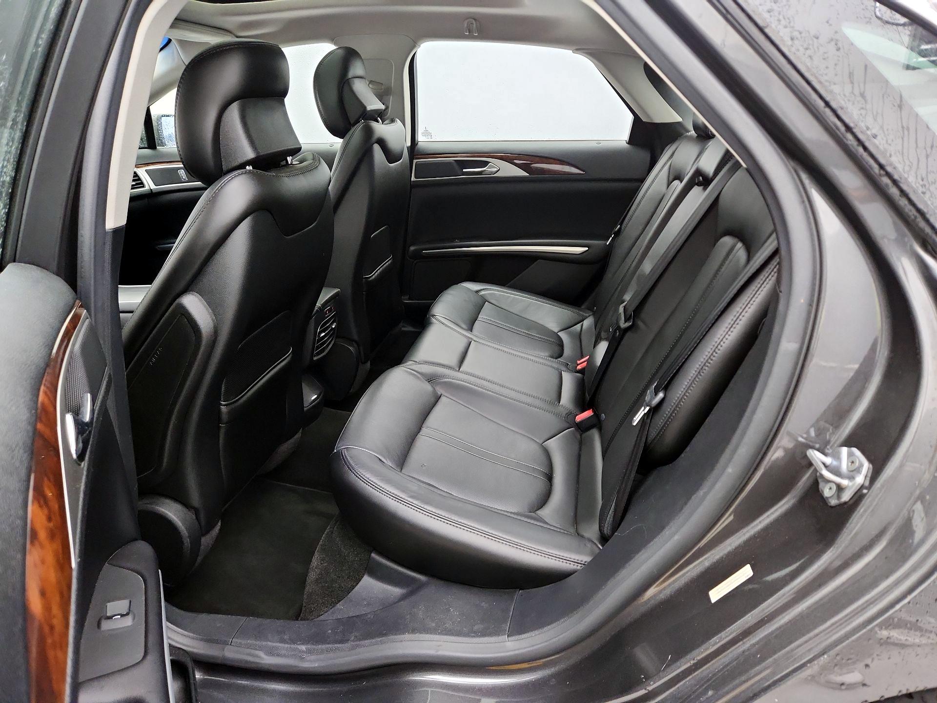 Thumbnail: 2016 Lincoln MKZ - 20