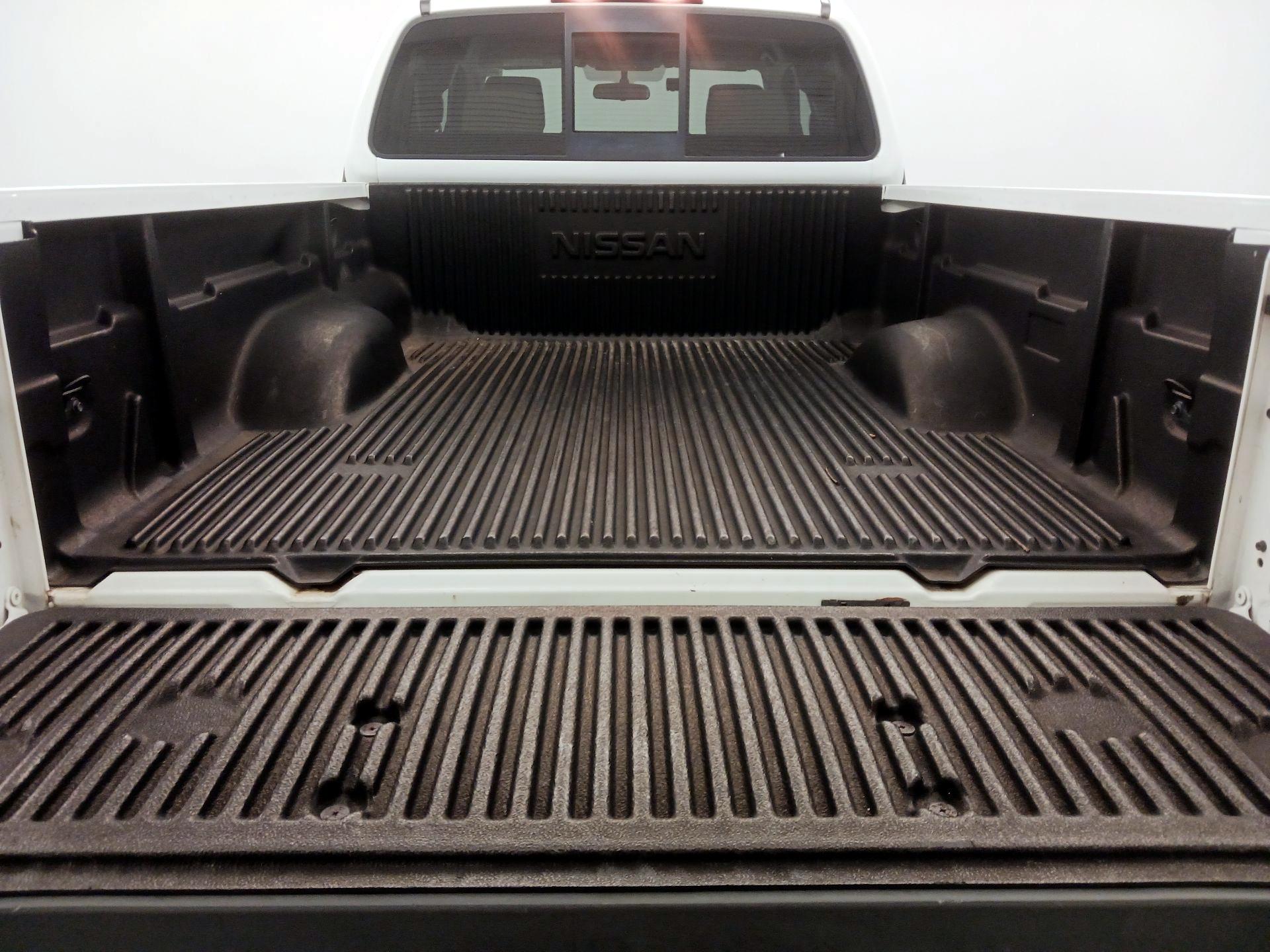 Thumbnail: 2017 Nissan Frontier - 19
