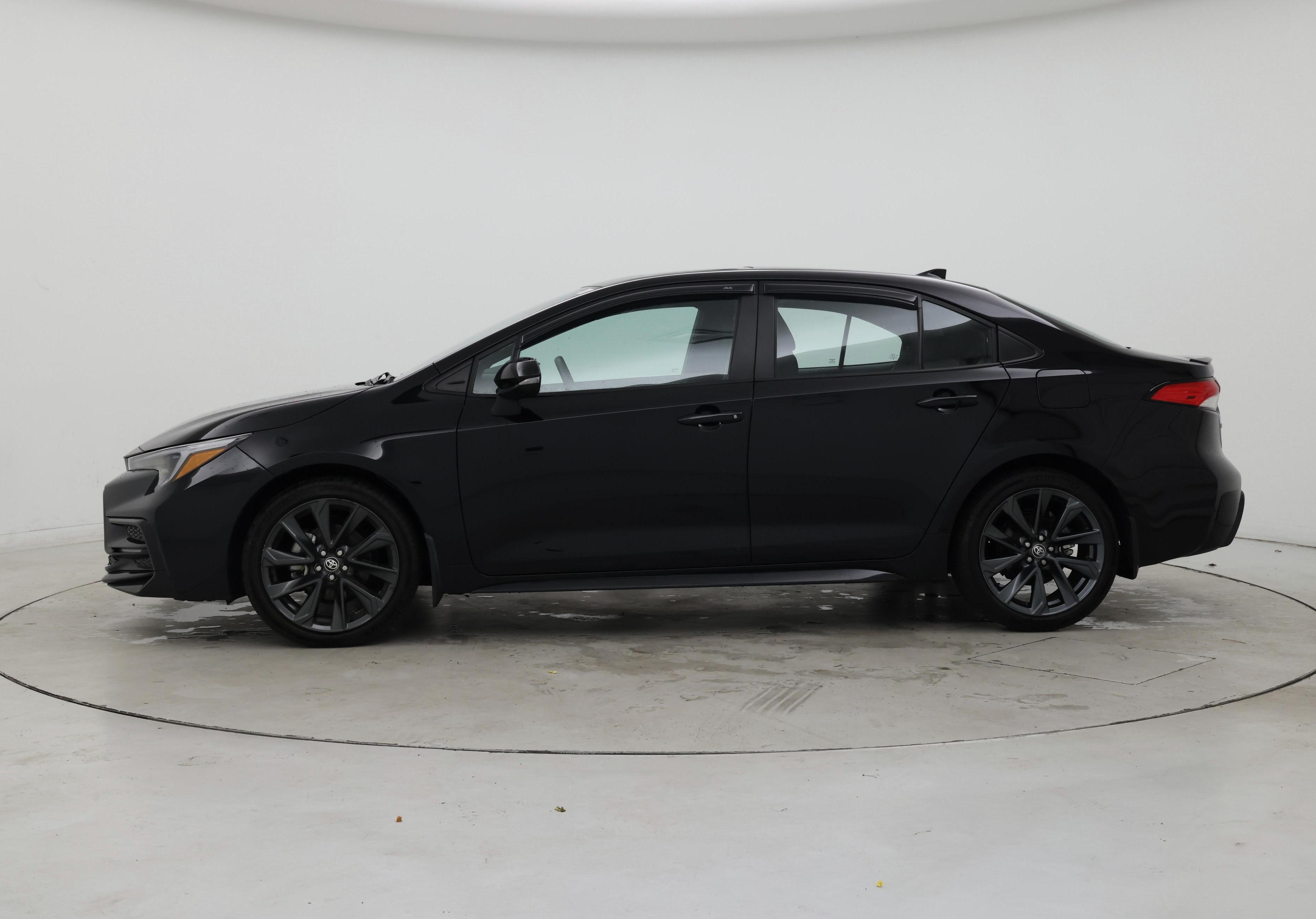 Thumbnail: 2024 Toyota Corolla - 3