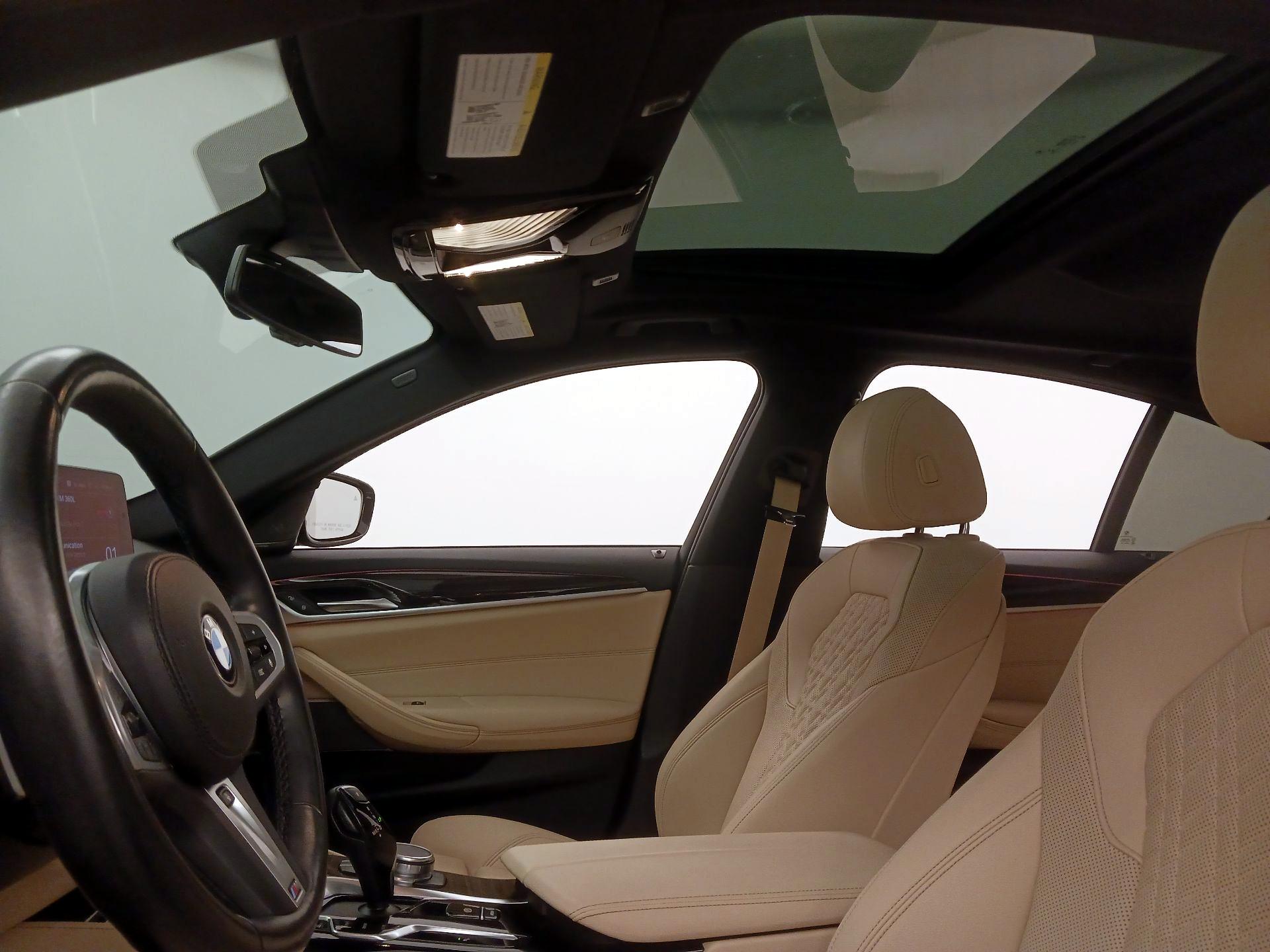 Thumbnail: 2022 BMW 5 Series - 20