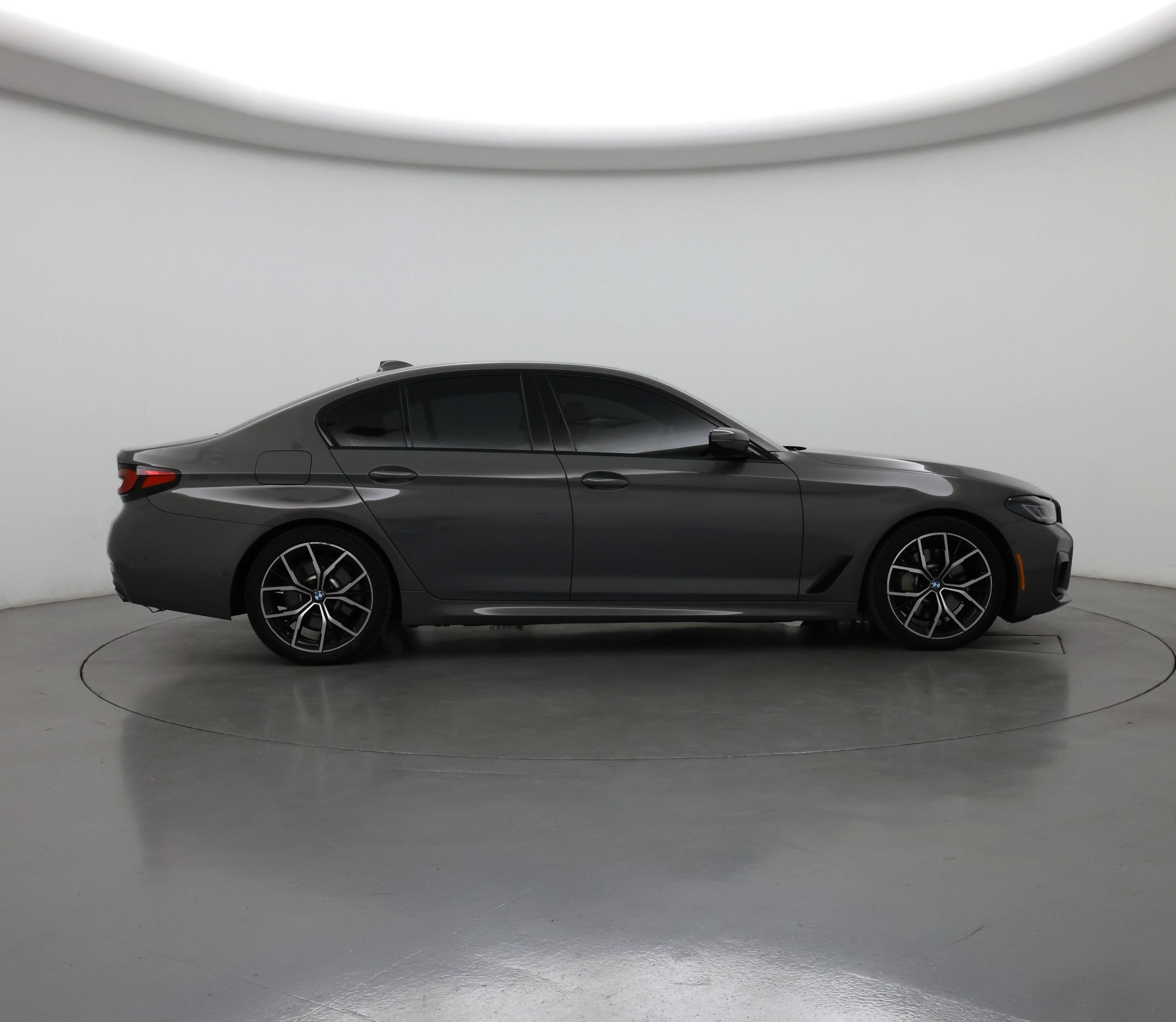 Thumbnail: 2022 BMW 5 Series - 7
