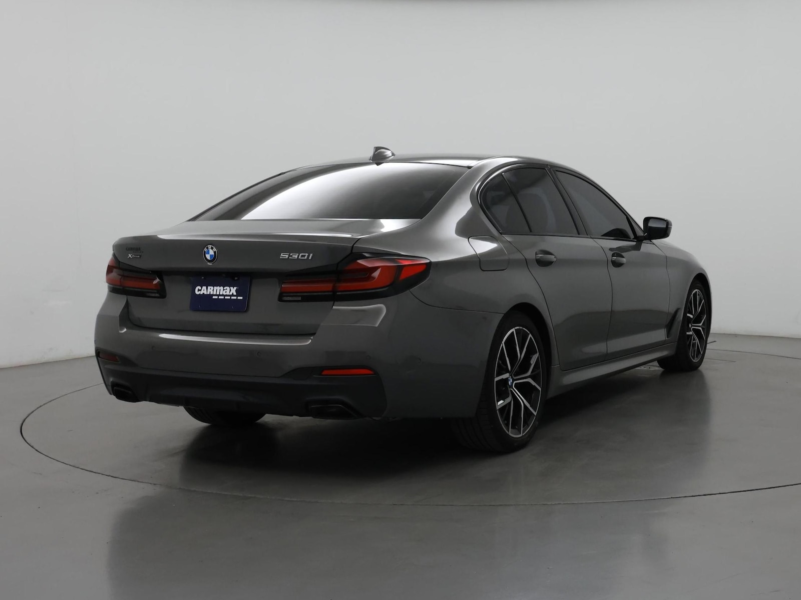 2022 BMW 5 Series 530i - Photo 9