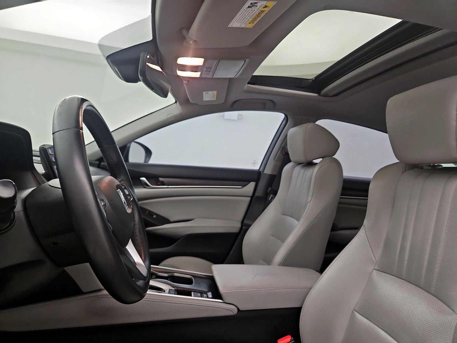2018 Honda Accord EX-L - Photo 18