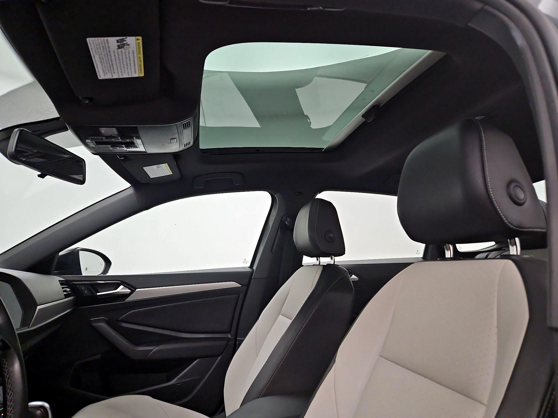 Thumbnail: 2019 Volkswagen Jetta - 19