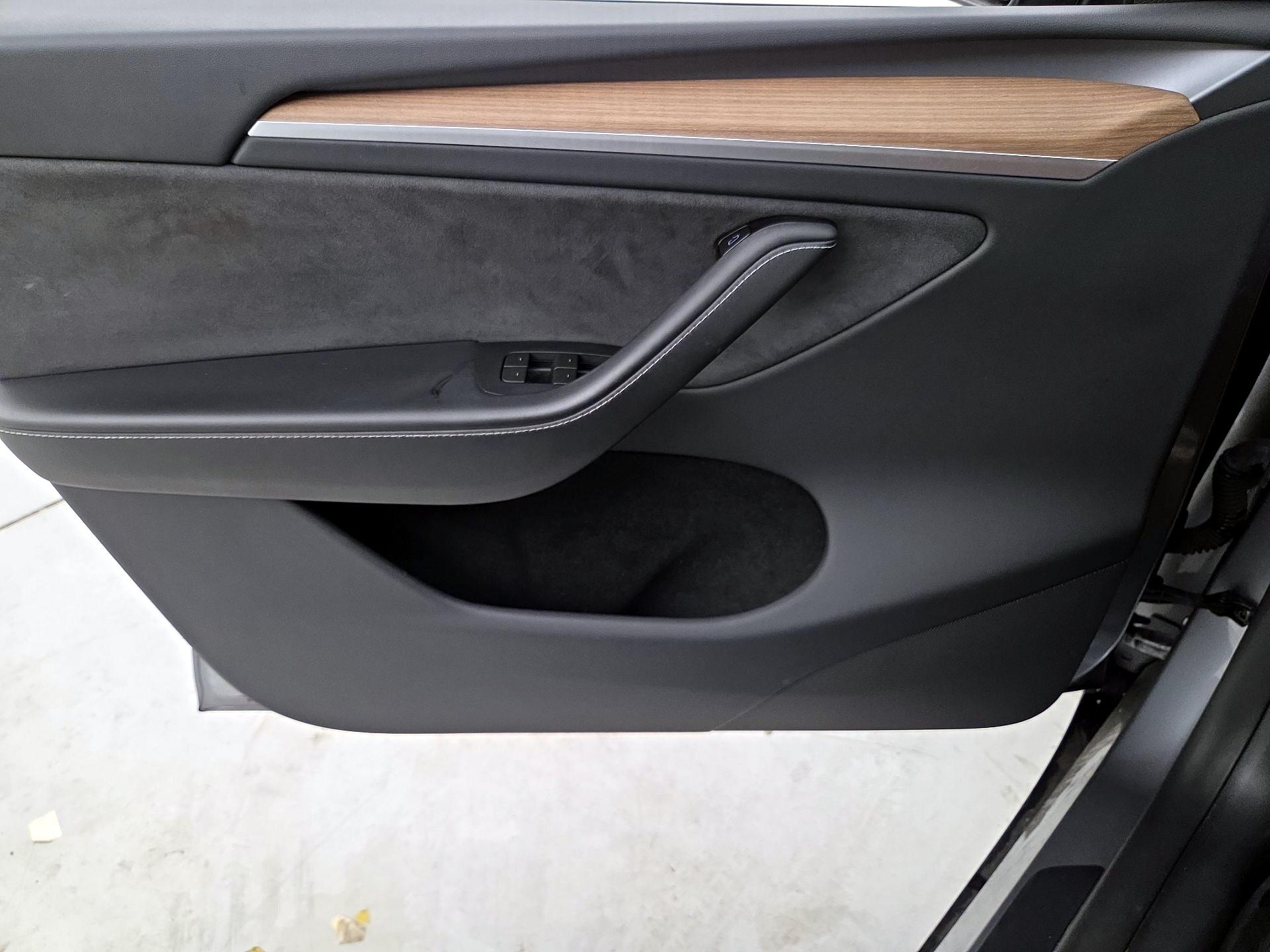 Thumbnail: 2024 Tesla Model Y - 12