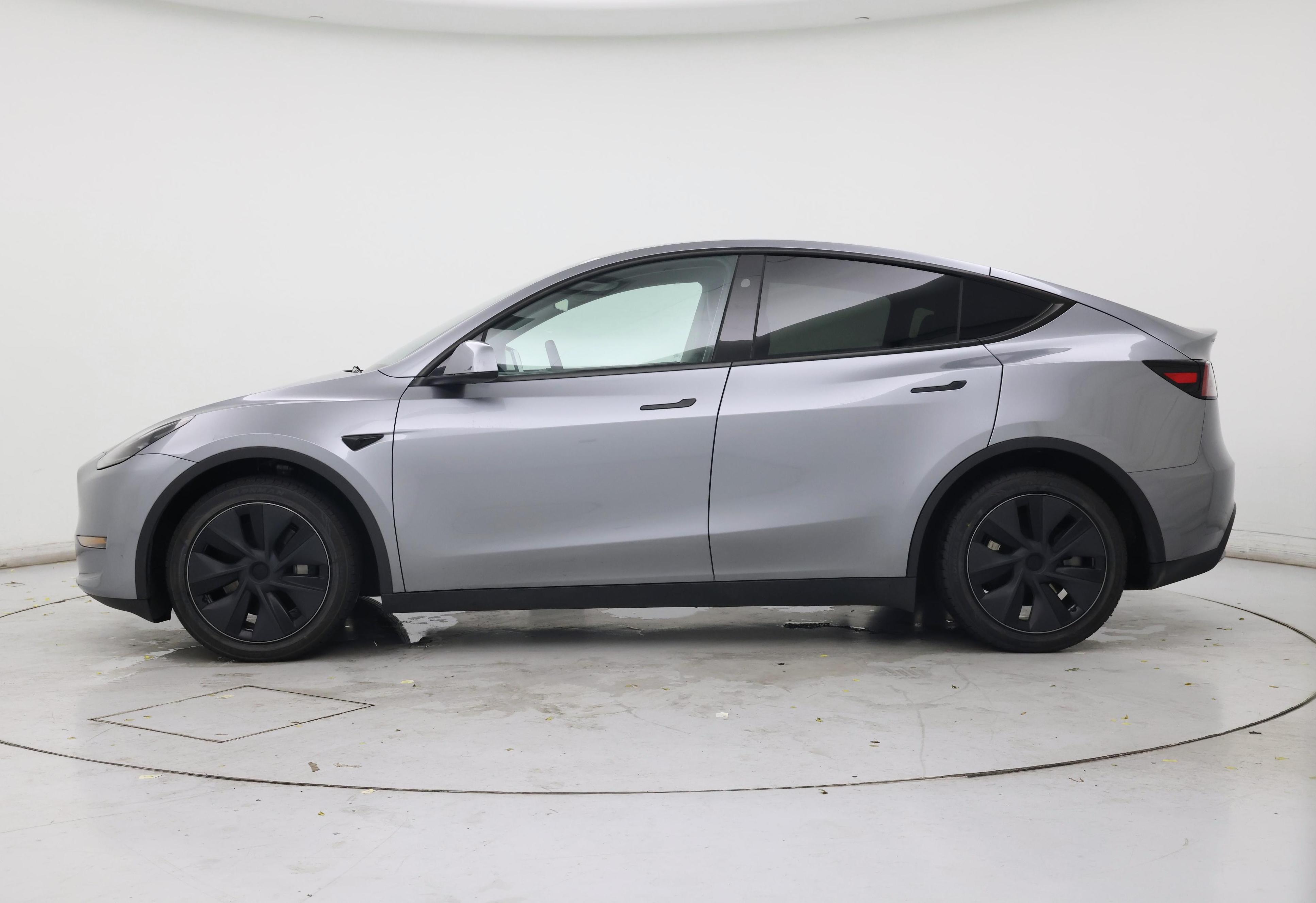 Thumbnail: 2024 Tesla Model Y - 3
