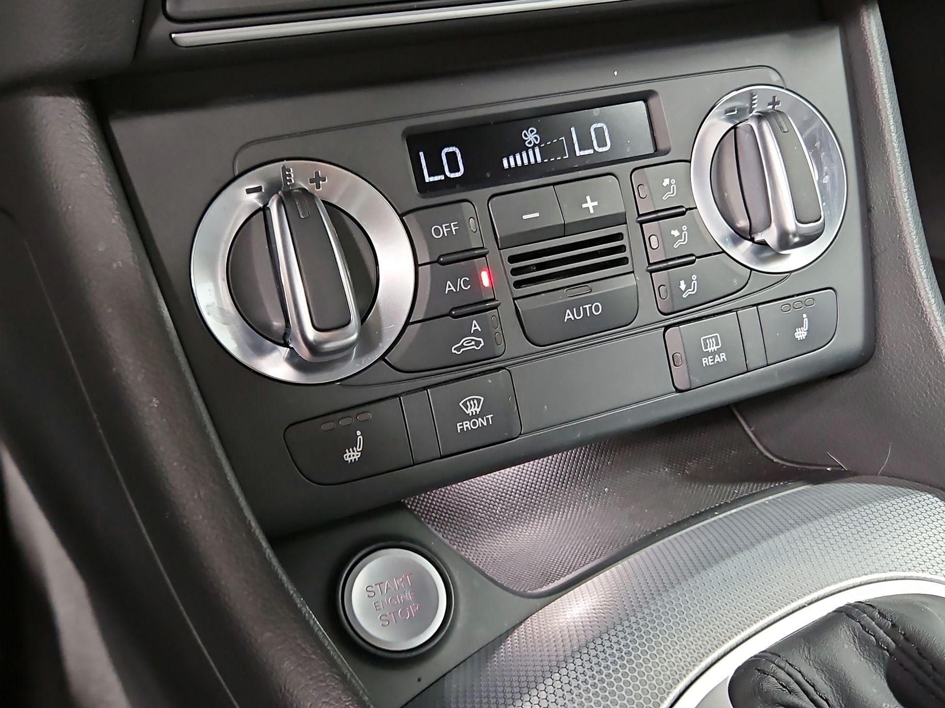 Thumbnail: 2015 Audi Q3 - 16