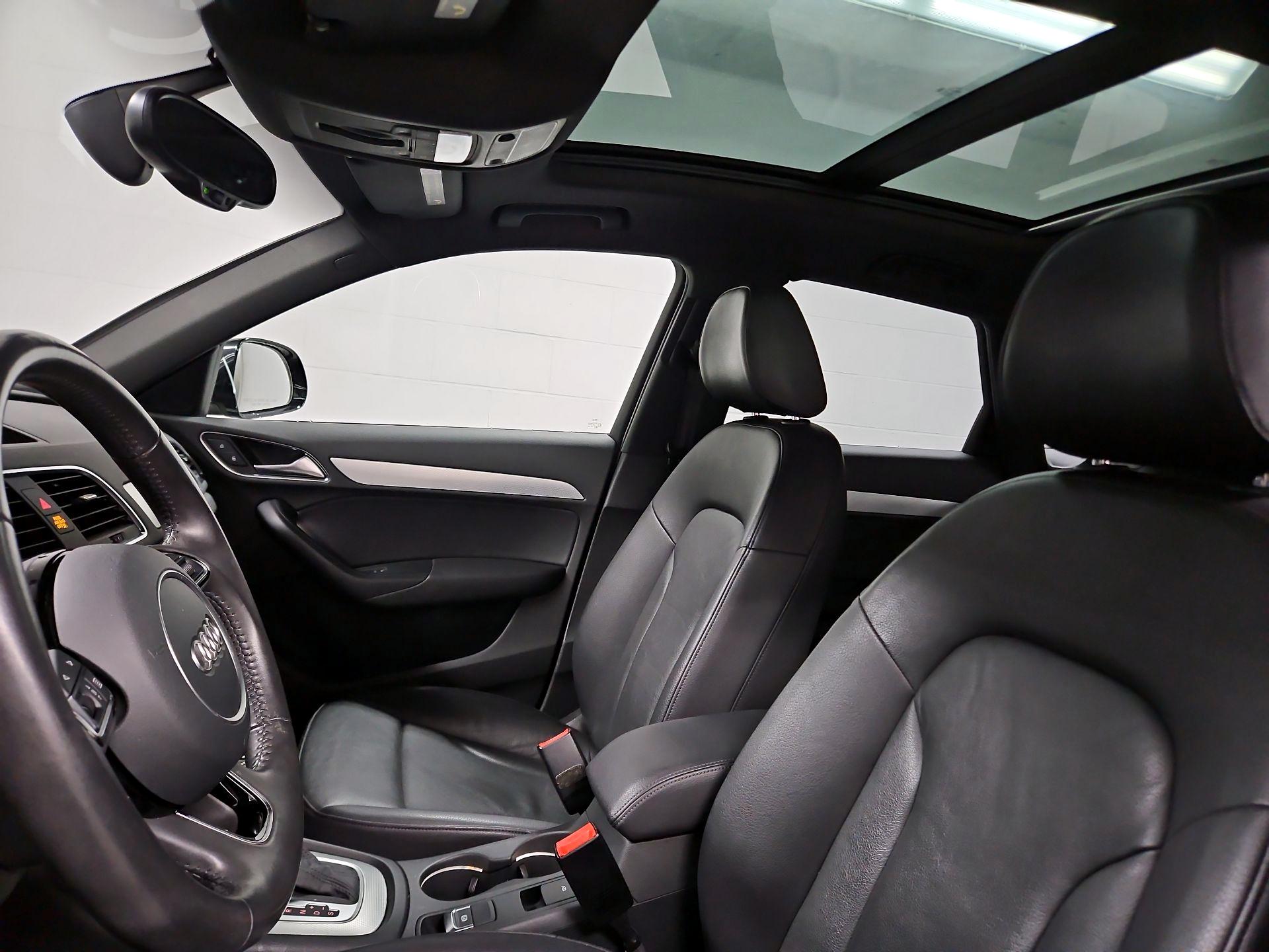 Thumbnail: 2015 Audi Q3 - 18