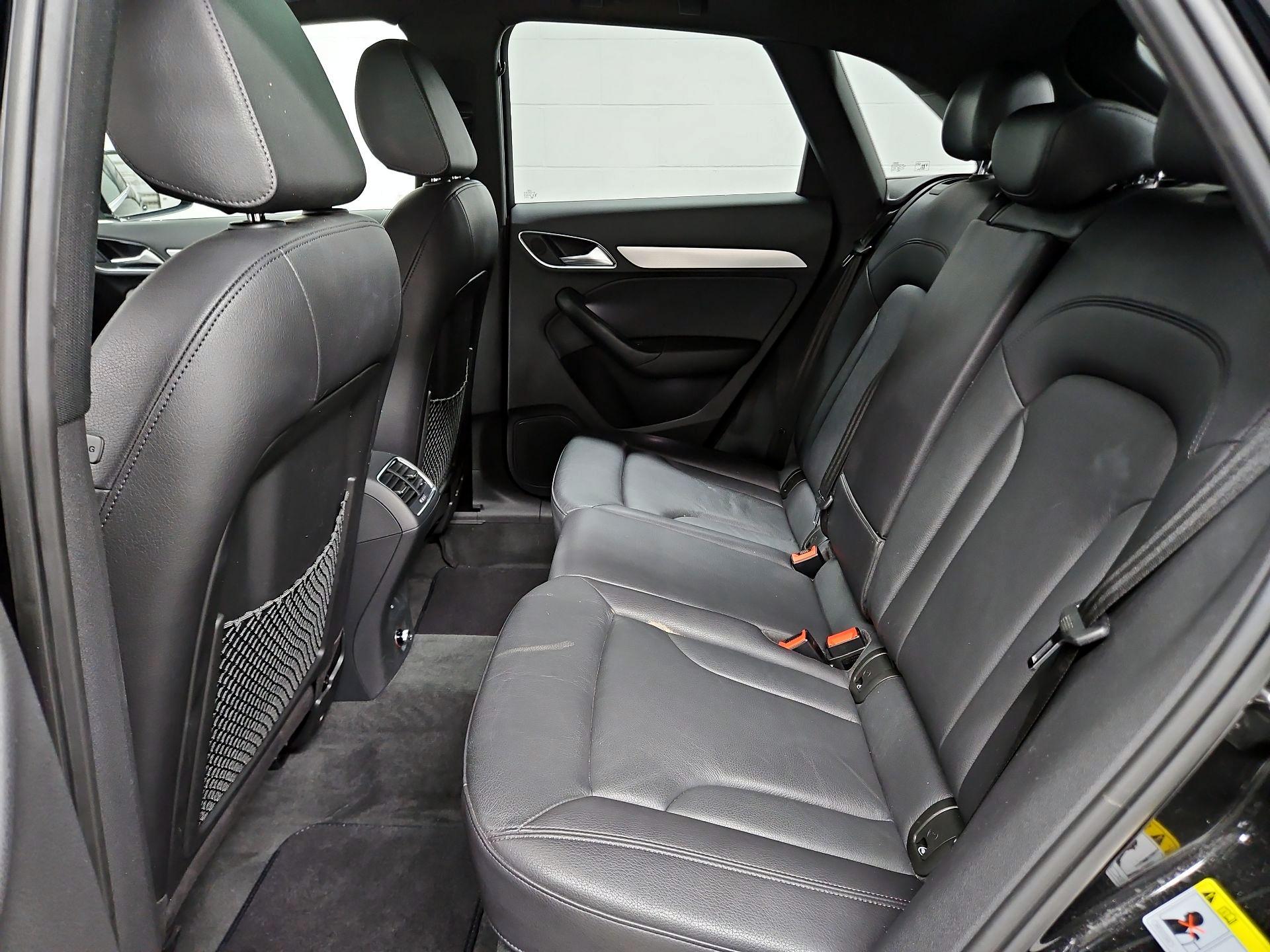 Thumbnail: 2015 Audi Q3 - 19