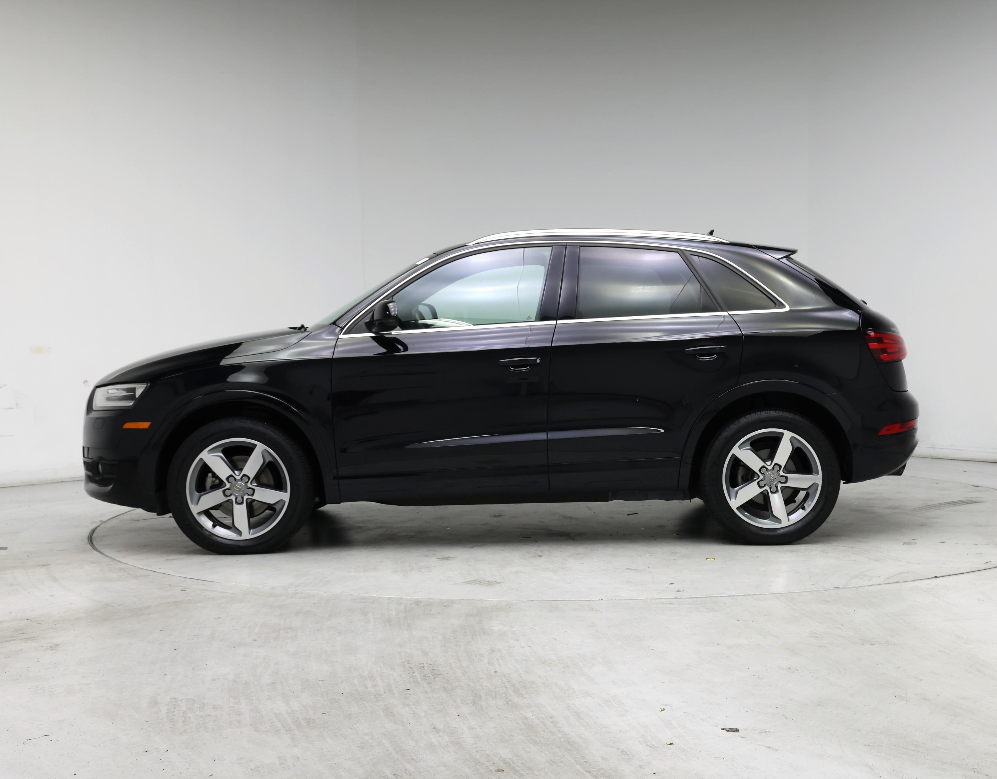 Thumbnail: 2015 Audi Q3 - 3