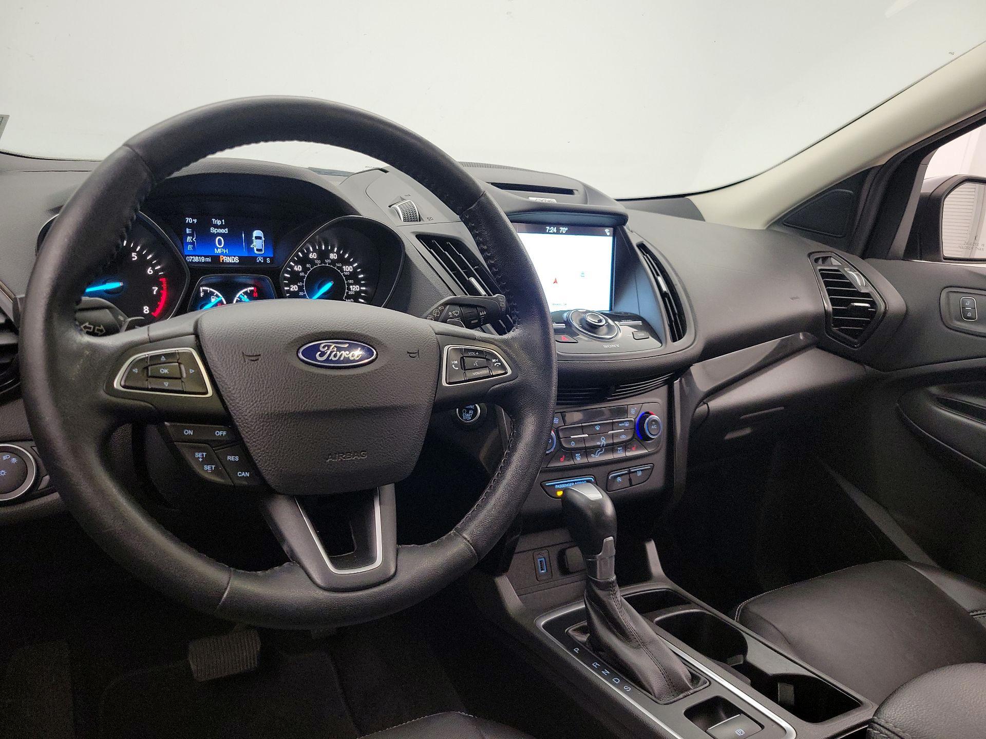 Thumbnail: 2017 Ford Escape - 9