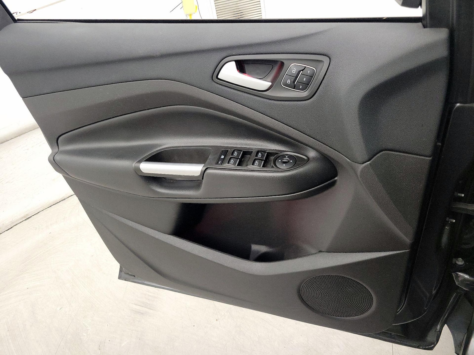 2017 Ford Escape Titanium - Photo 13