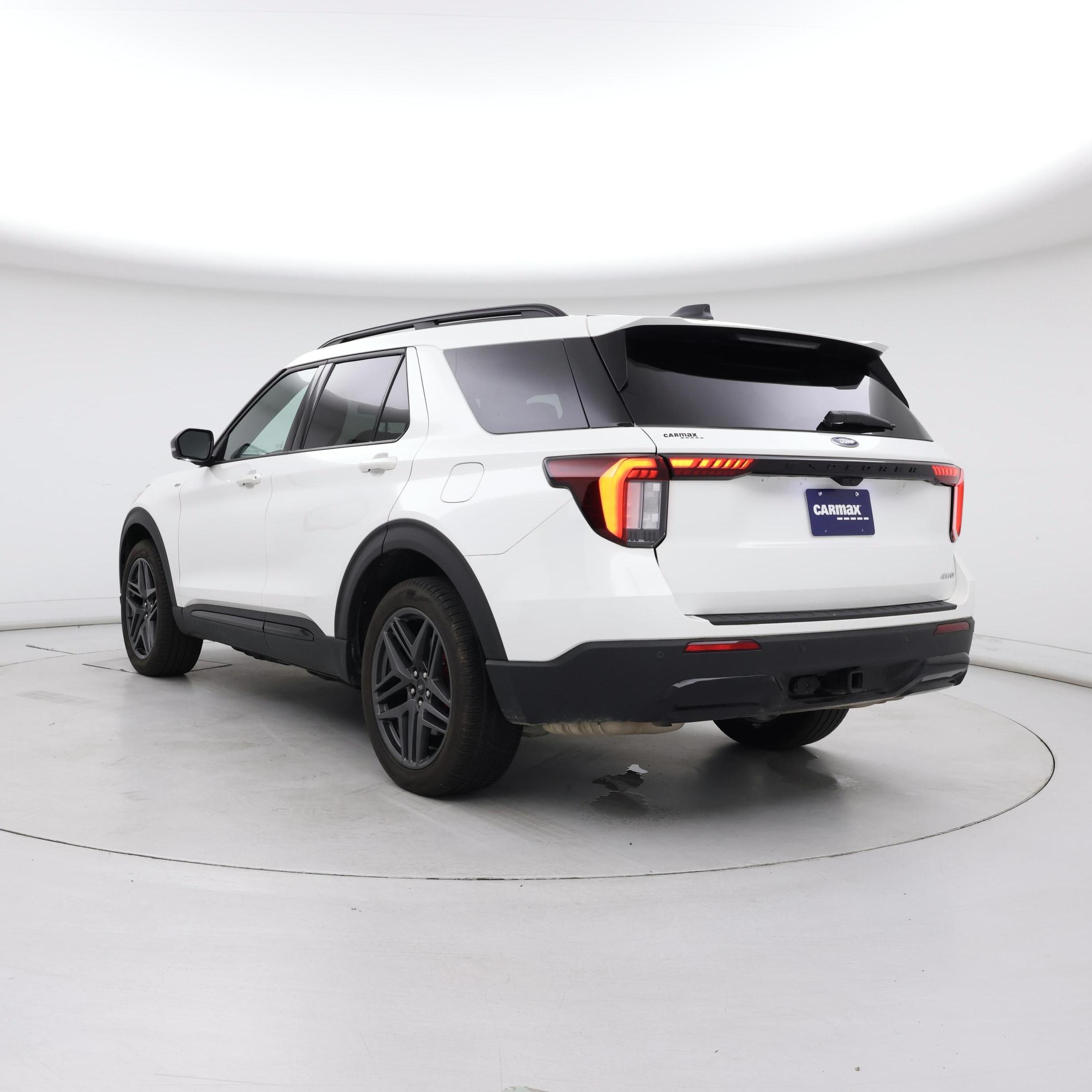 Thumbnail: 2025 Ford Explorer - 2