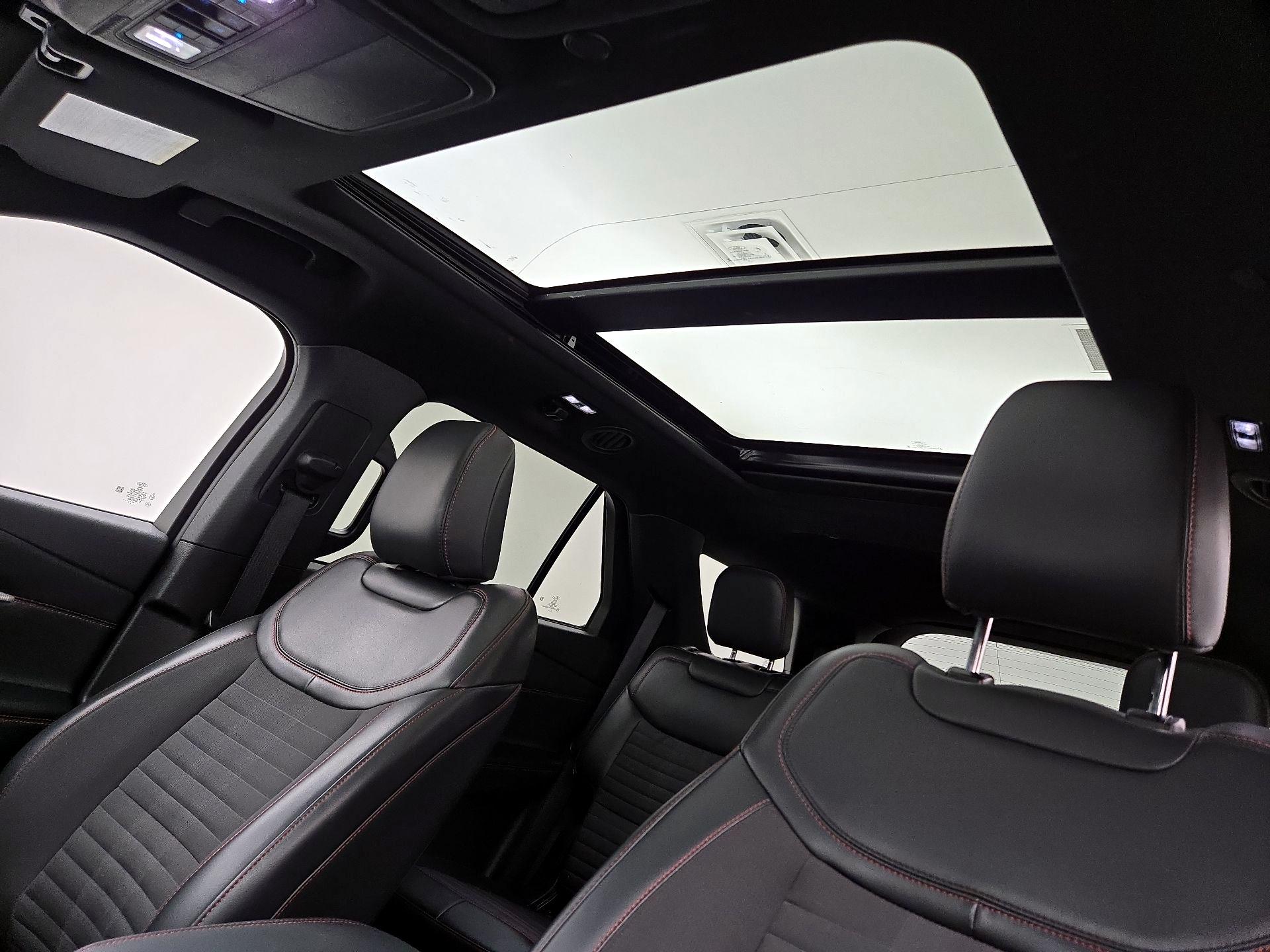 Thumbnail: 2025 Ford Explorer - 20