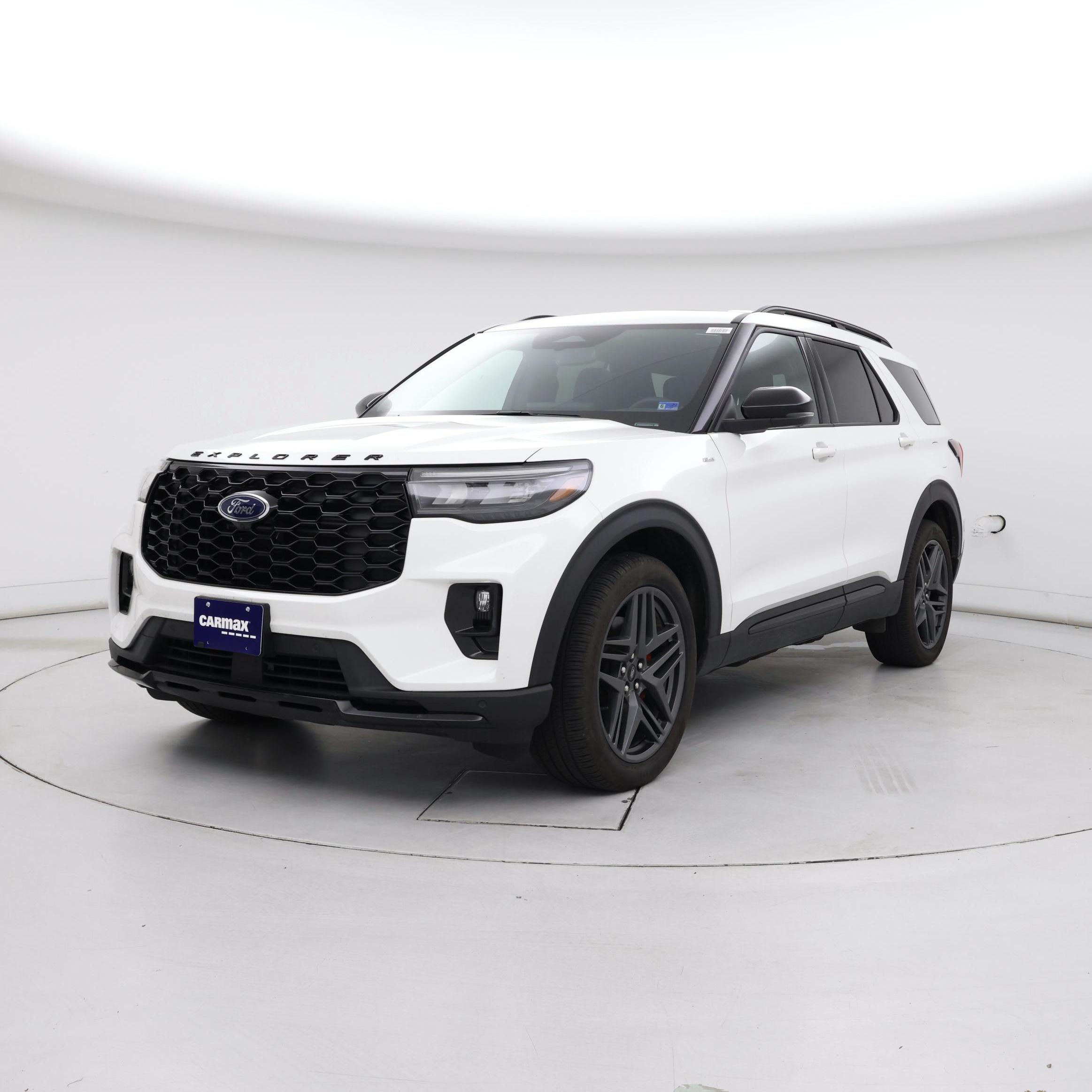 Thumbnail: 2025 Ford Explorer - 4