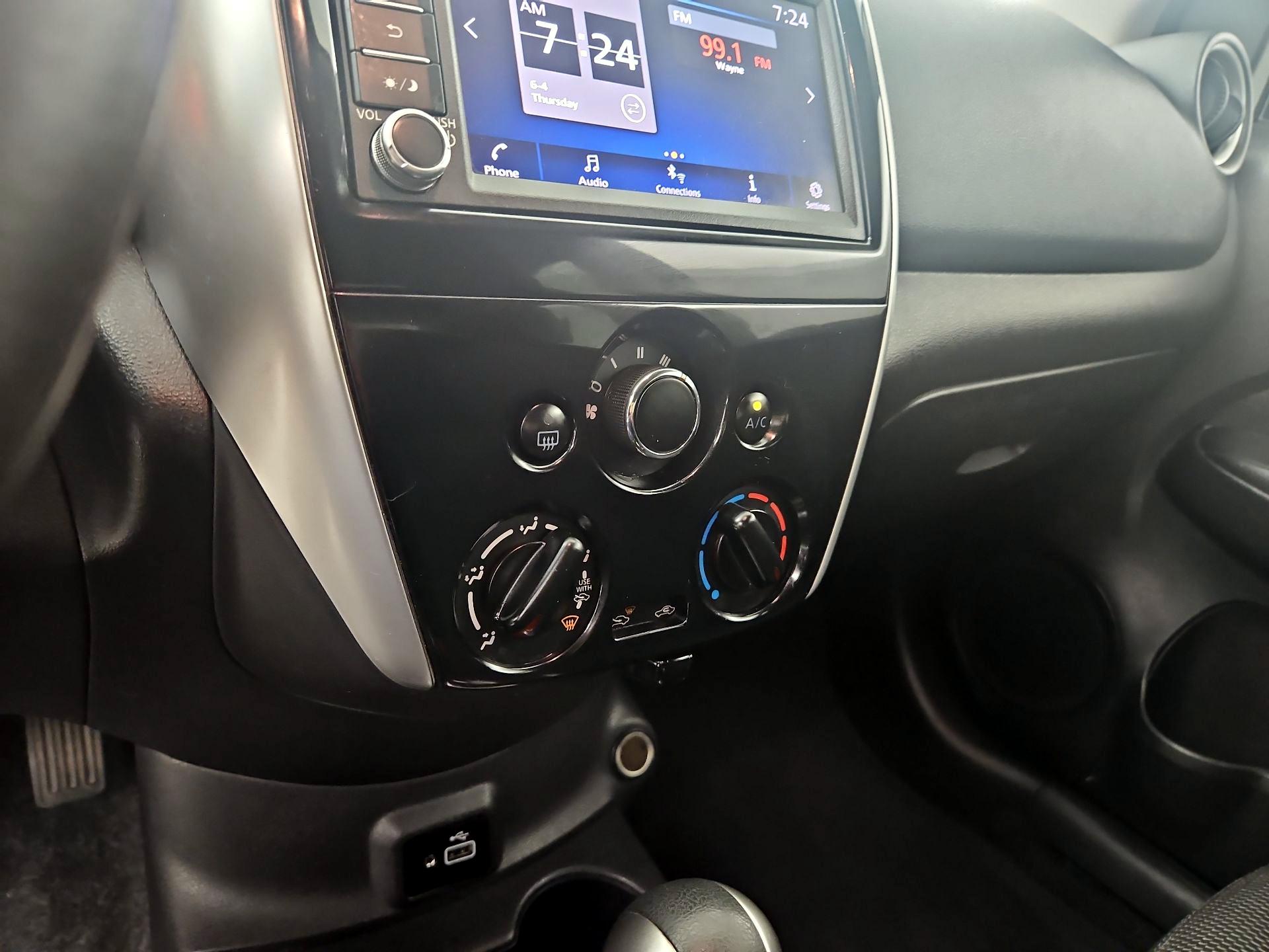 Thumbnail: 2019 Nissan Versa - 14