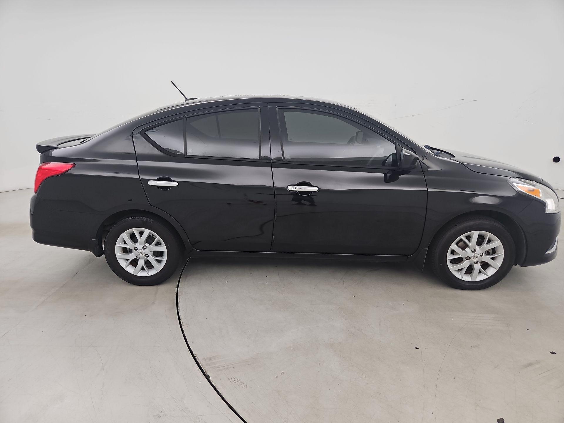Thumbnail: 2019 Nissan Versa - 4