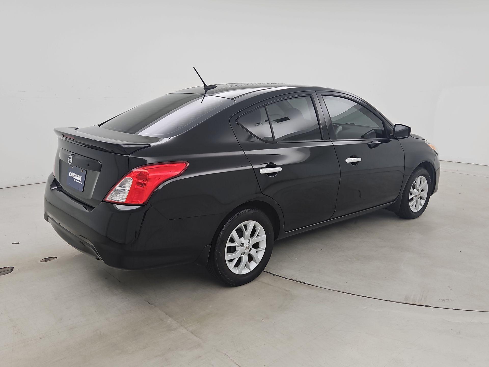 Thumbnail: 2019 Nissan Versa - 5